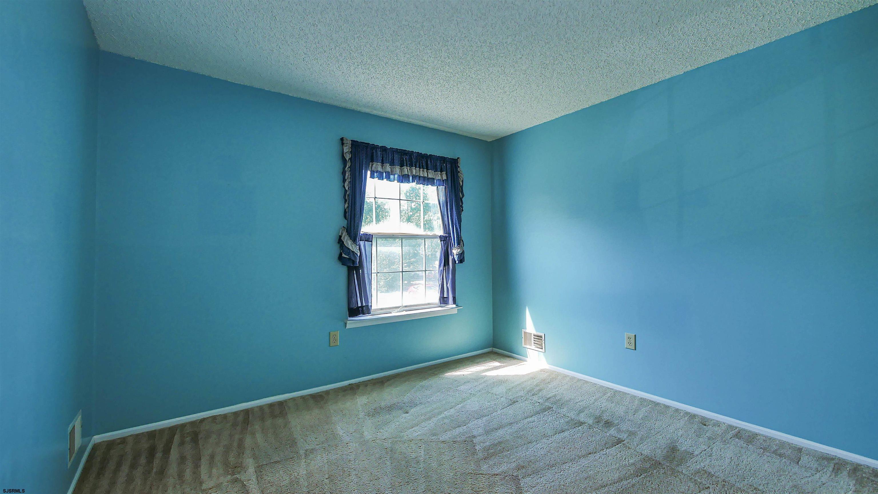 8 Navajo Ct Unit: 2