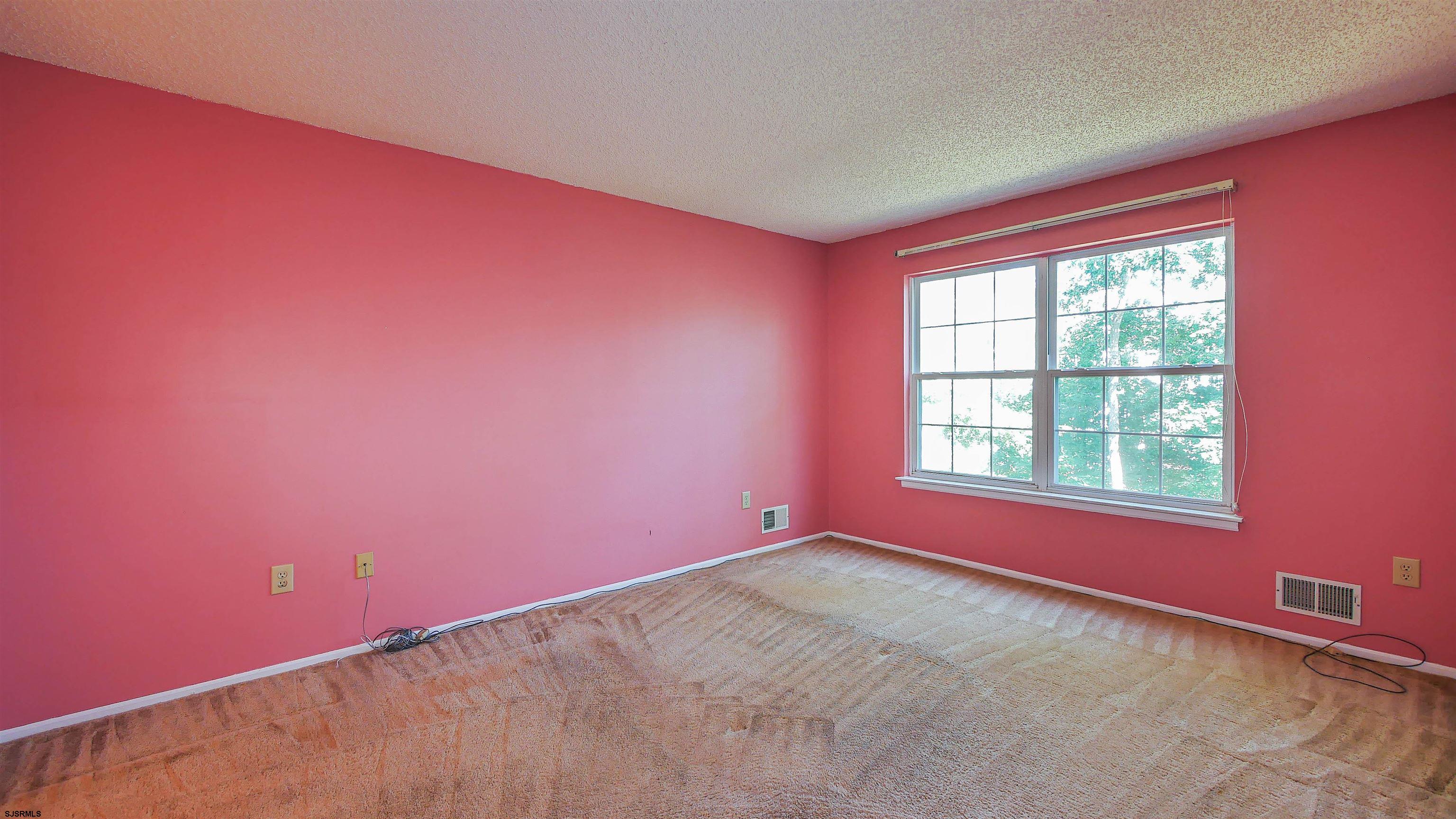 8 Navajo Ct Unit: 2