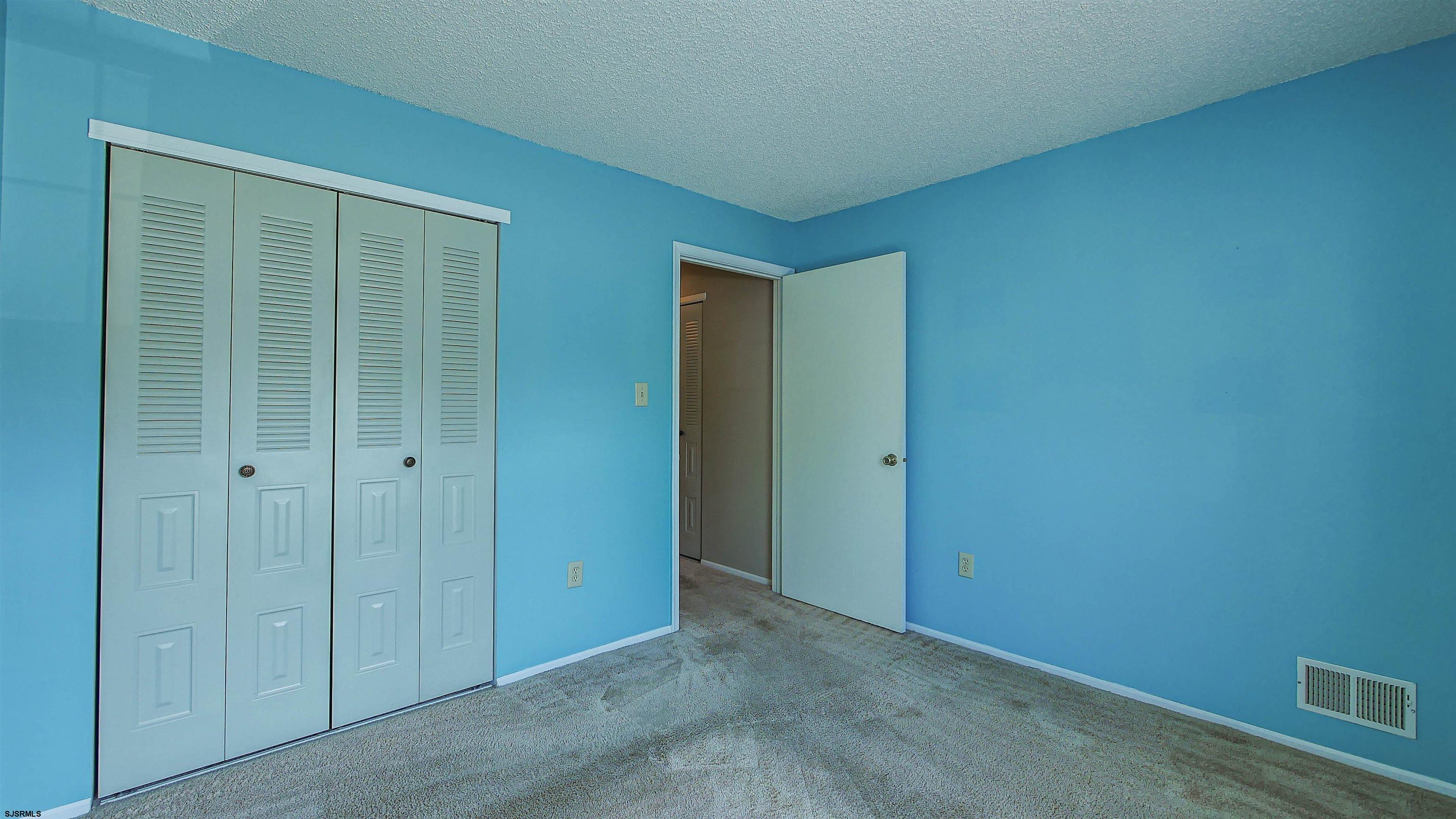 8 Navajo Ct Unit: 2