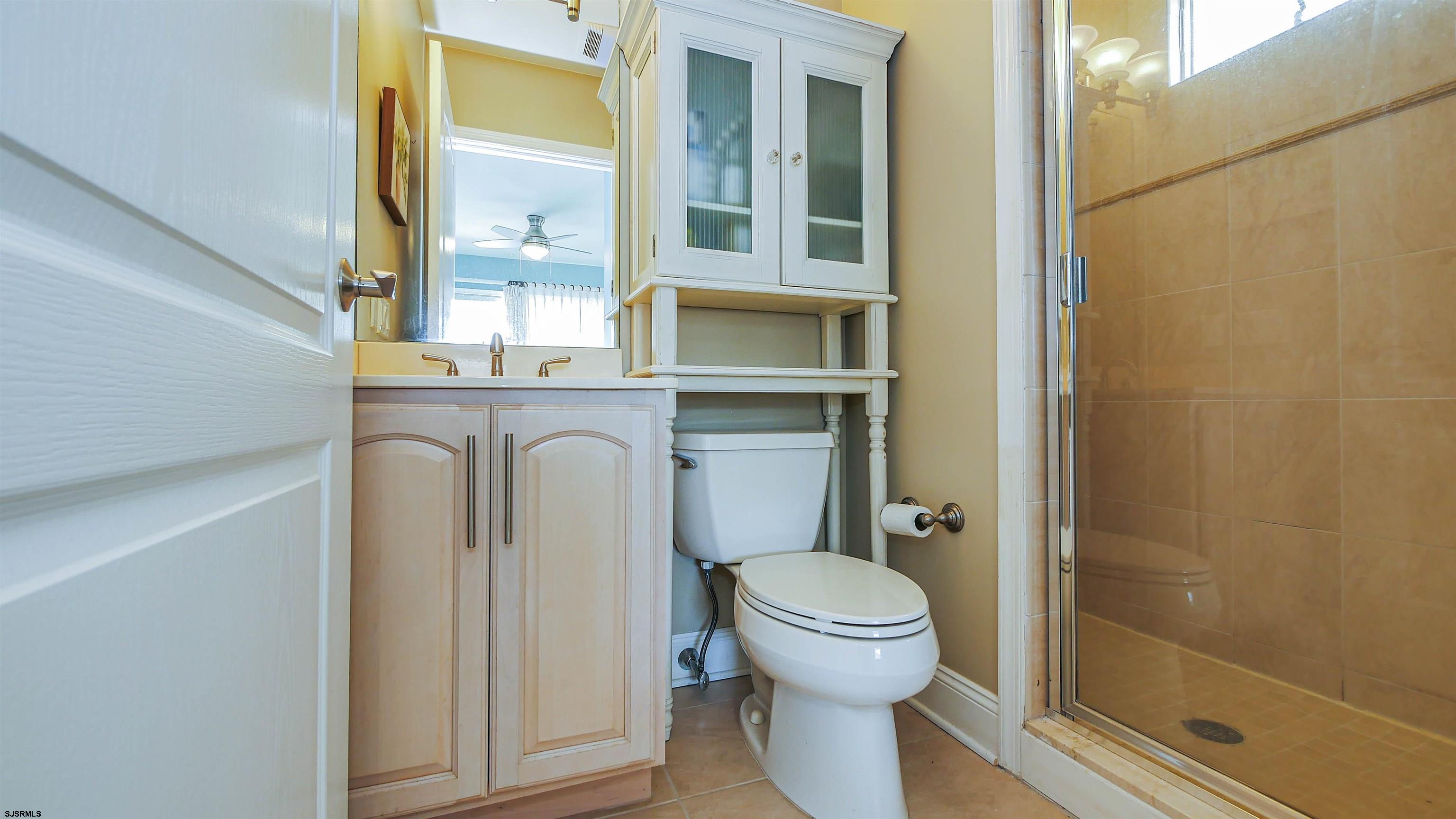 235 N 14th Street Unit: B