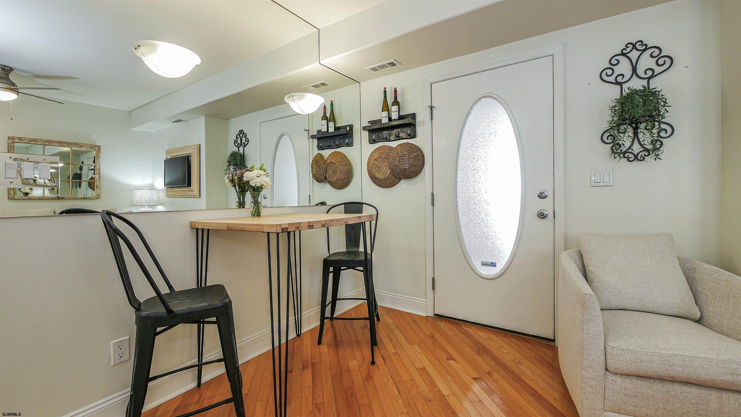 235 N 14th Street Unit: B