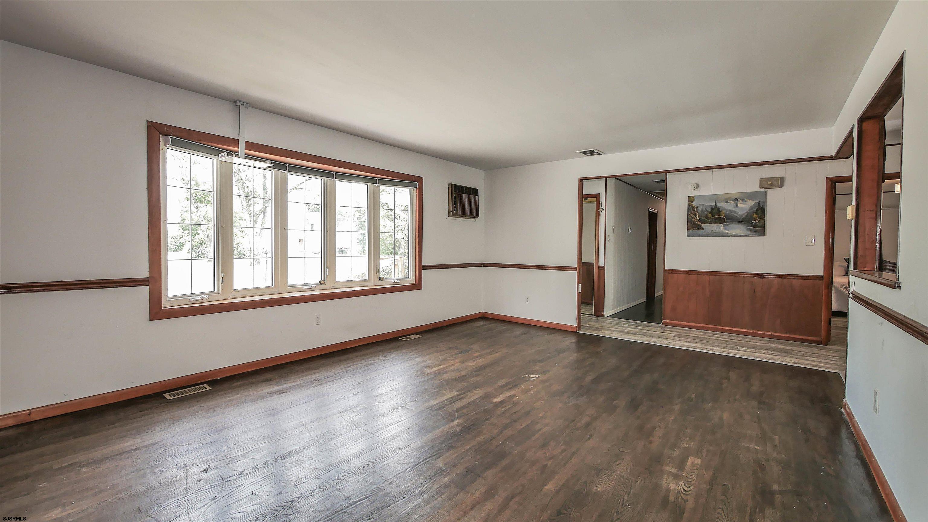 609 Bainbridge Ave