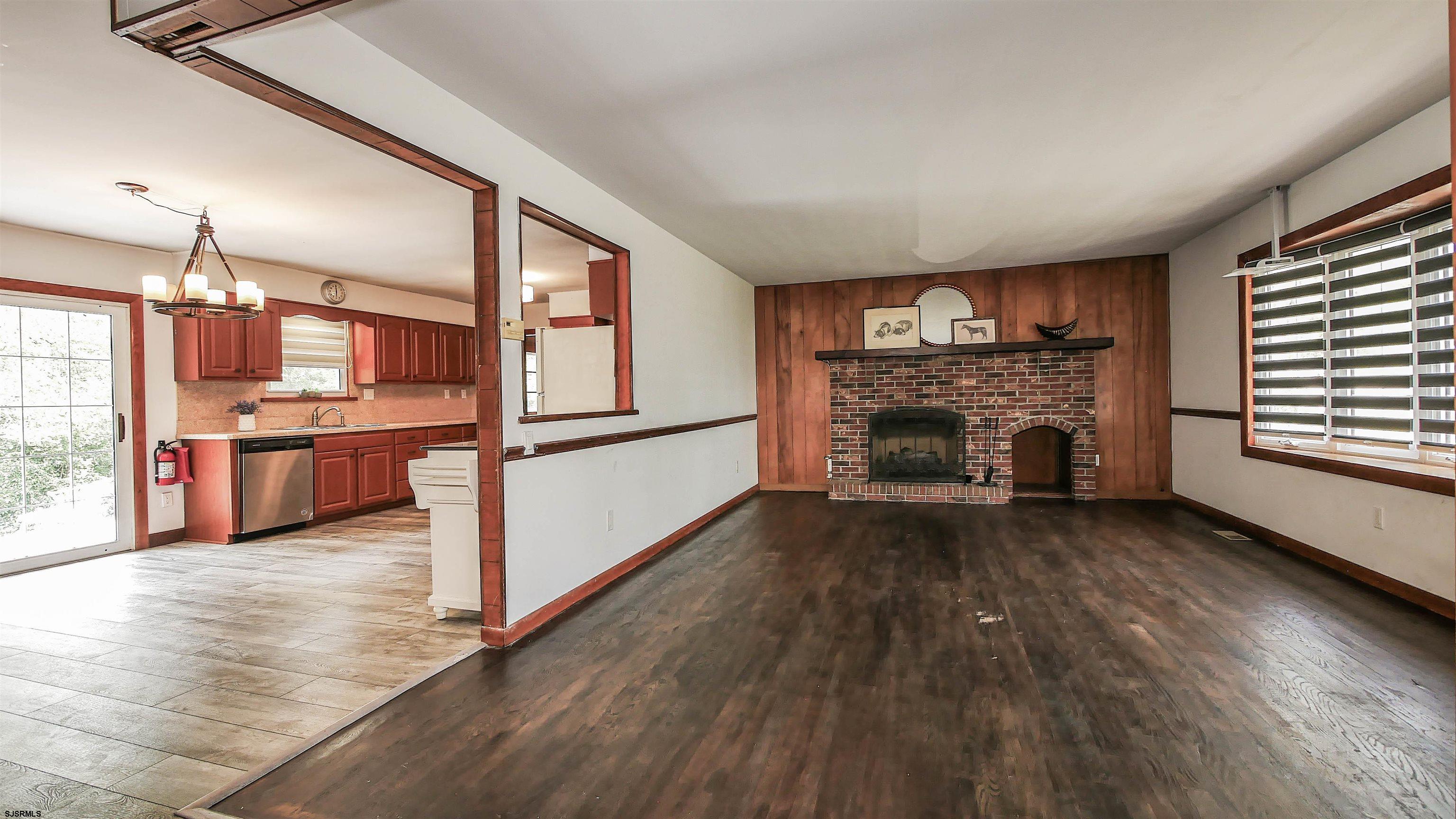 609 Bainbridge Ave