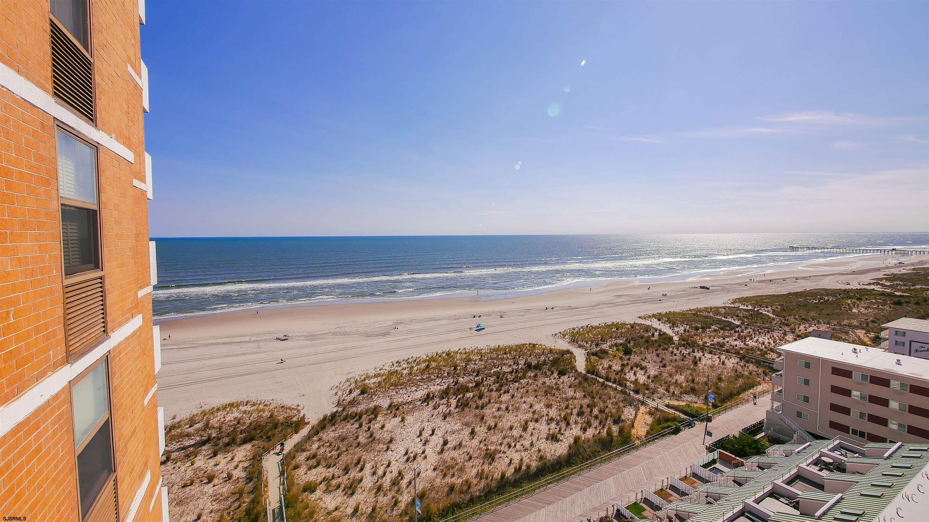5200 Boardwalk Unit: 14A