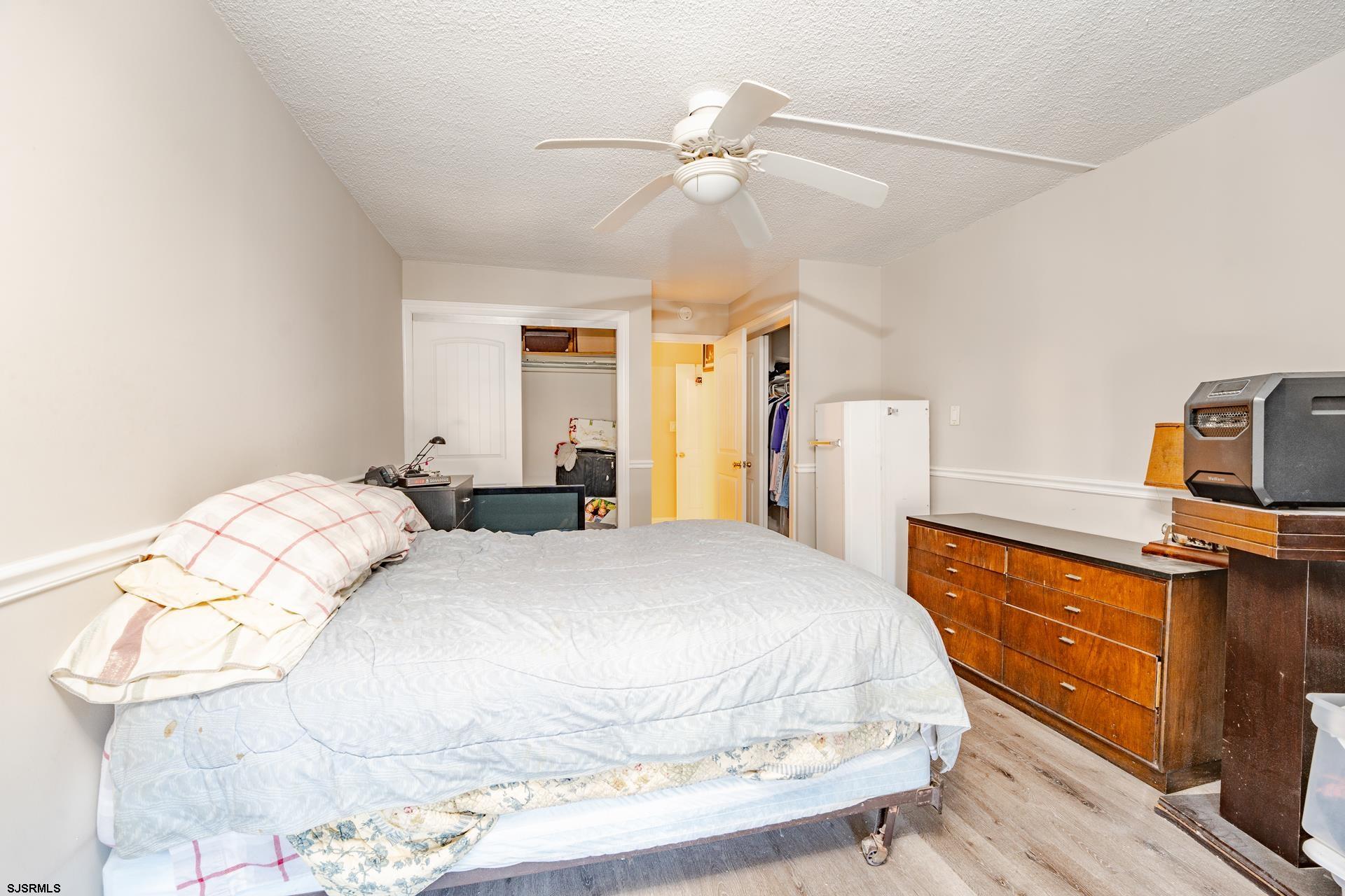 236 N Derby Ave Unit: 1207