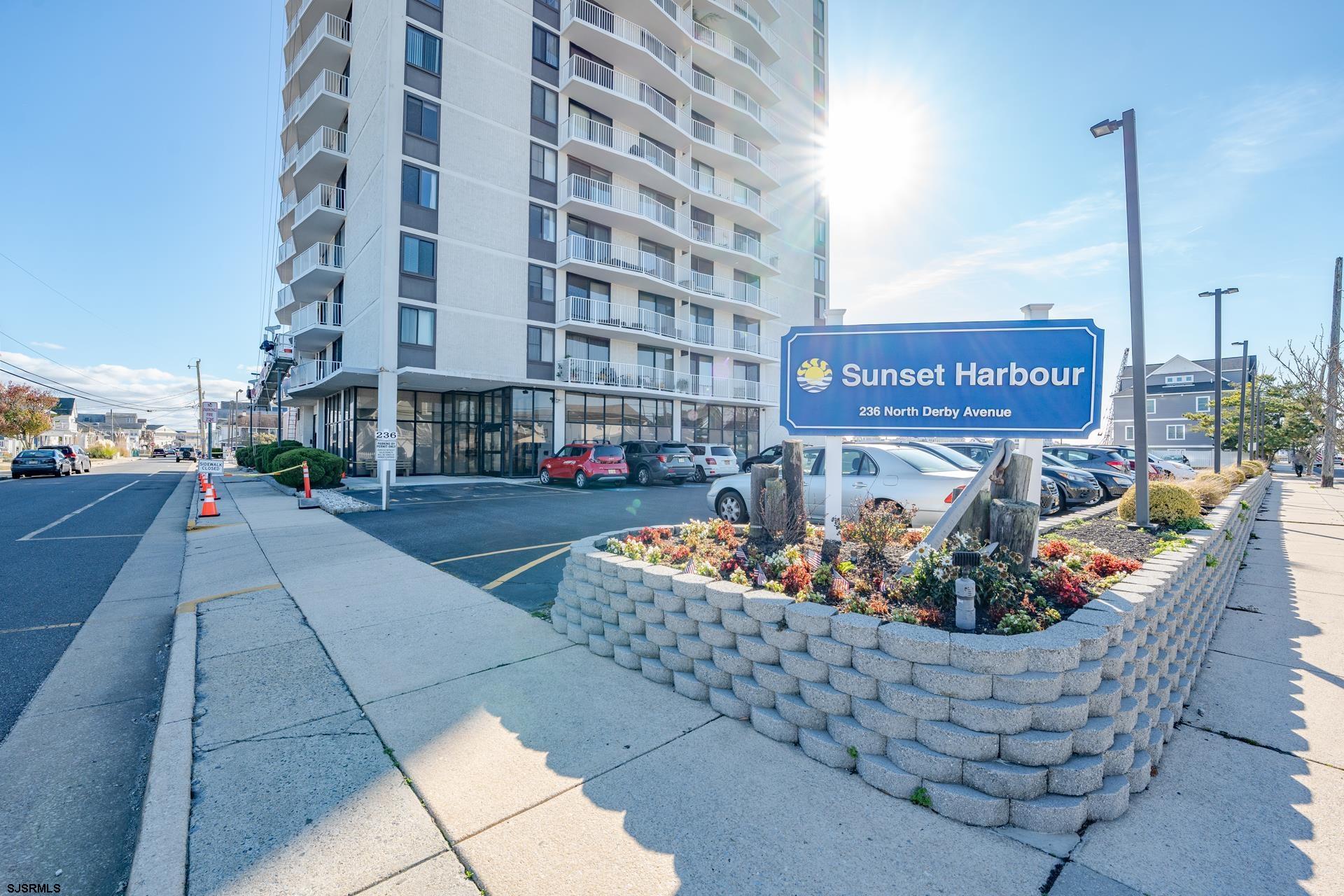 236 N Derby Ave Unit: 1207