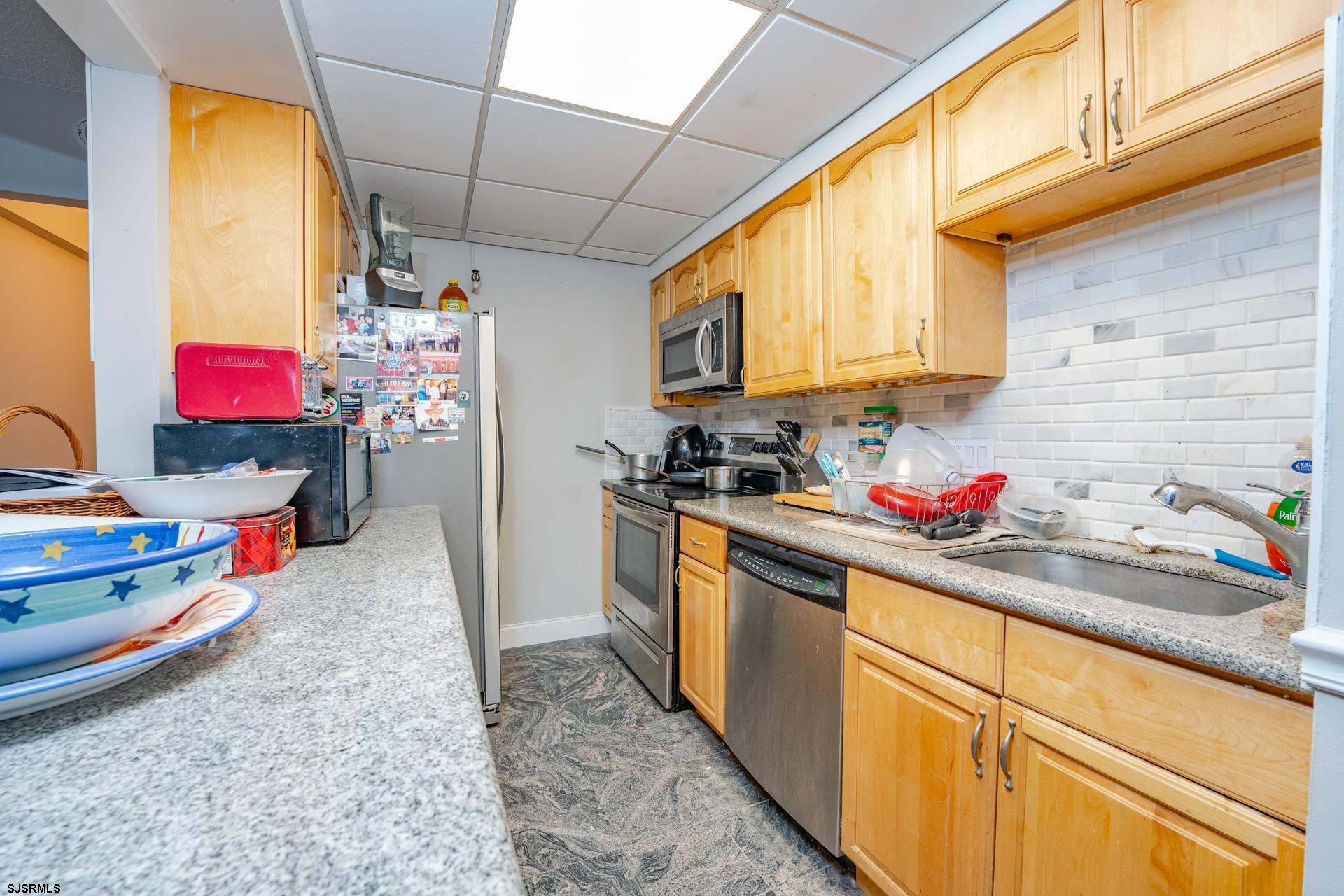 236 N Derby Ave Unit: 1207