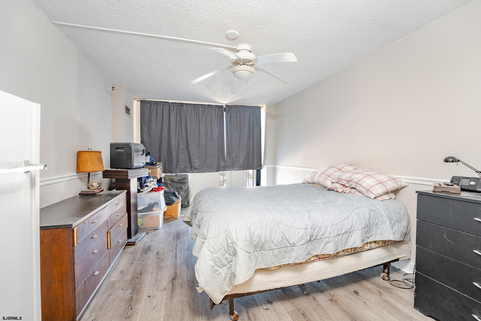 236 N Derby Ave Unit: 1207