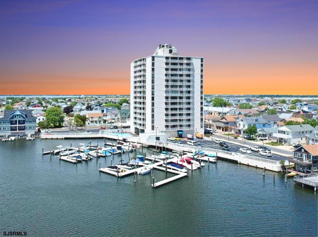 236 N Derby Ave Unit: 1207