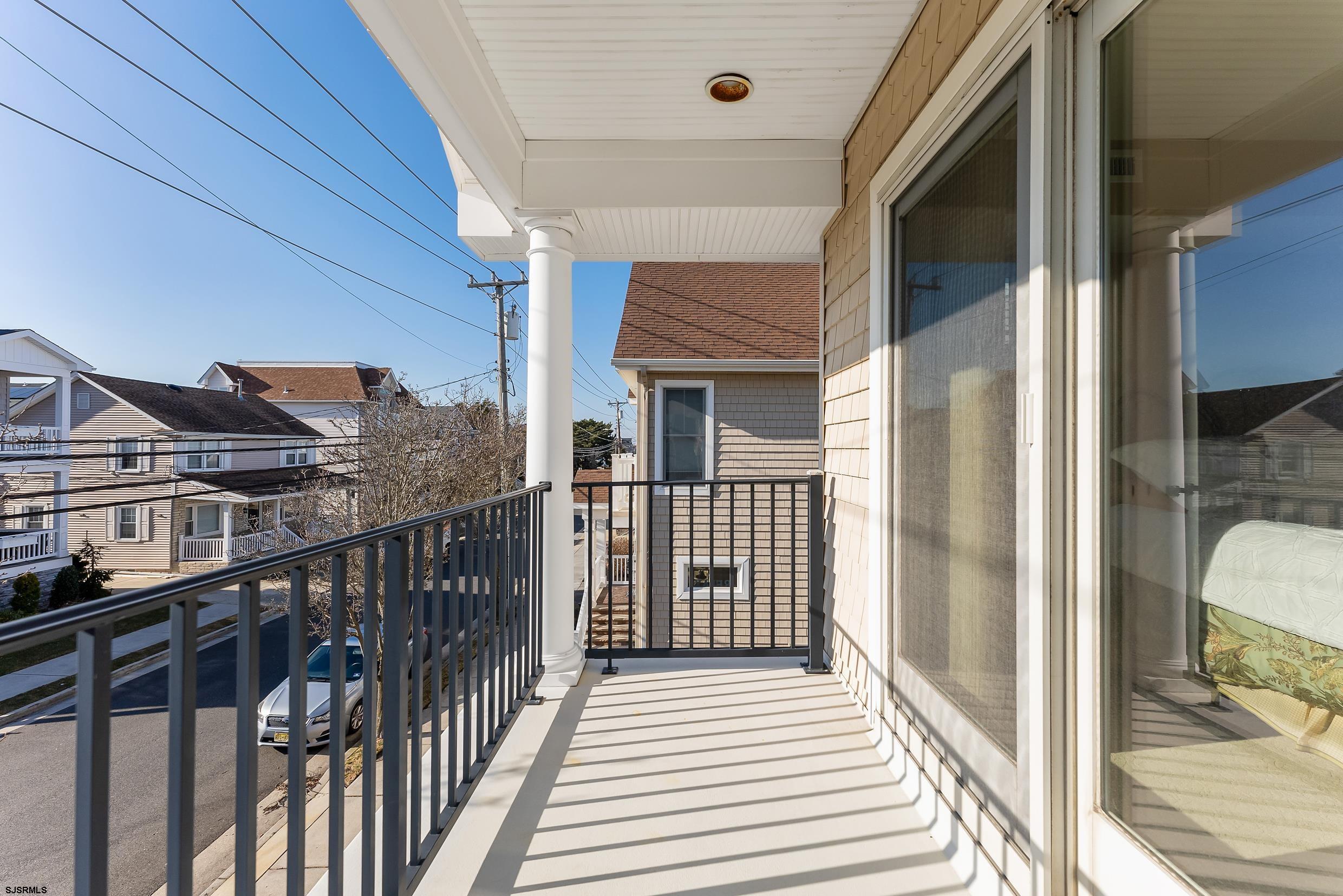 101 N Clarendon Ave
