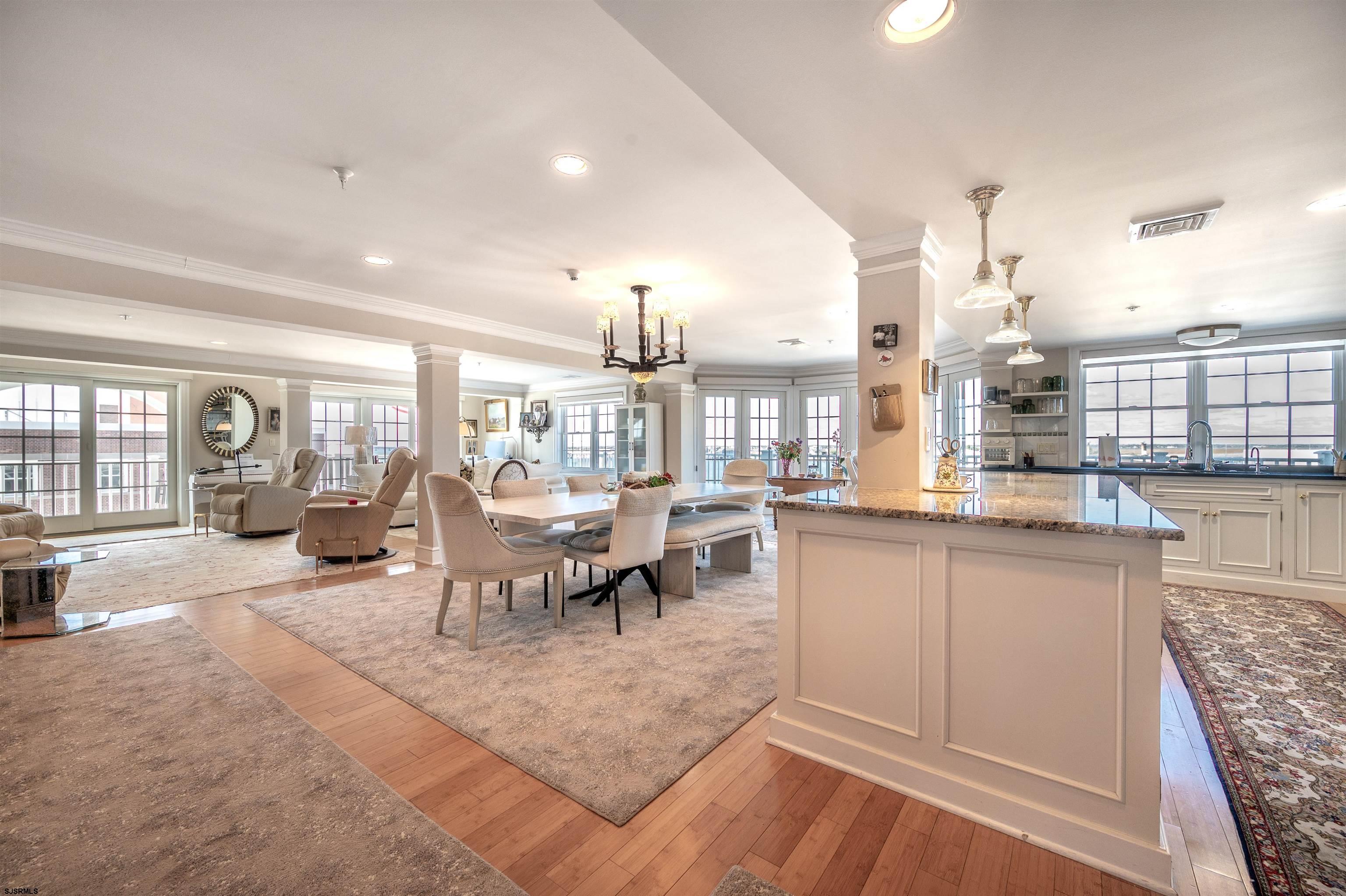 1 S 24th Ave Unit: 4A