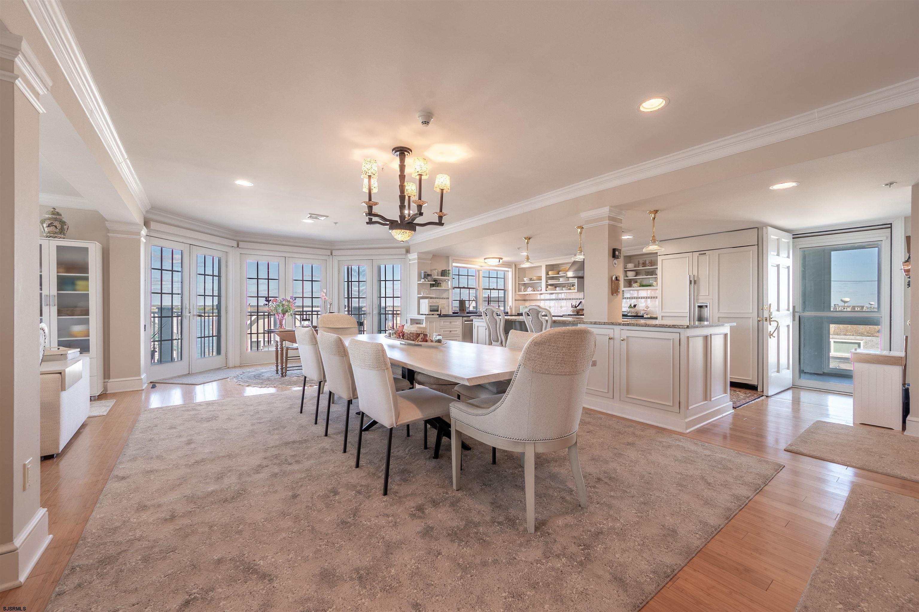 1 S 24th Ave Unit: 4A