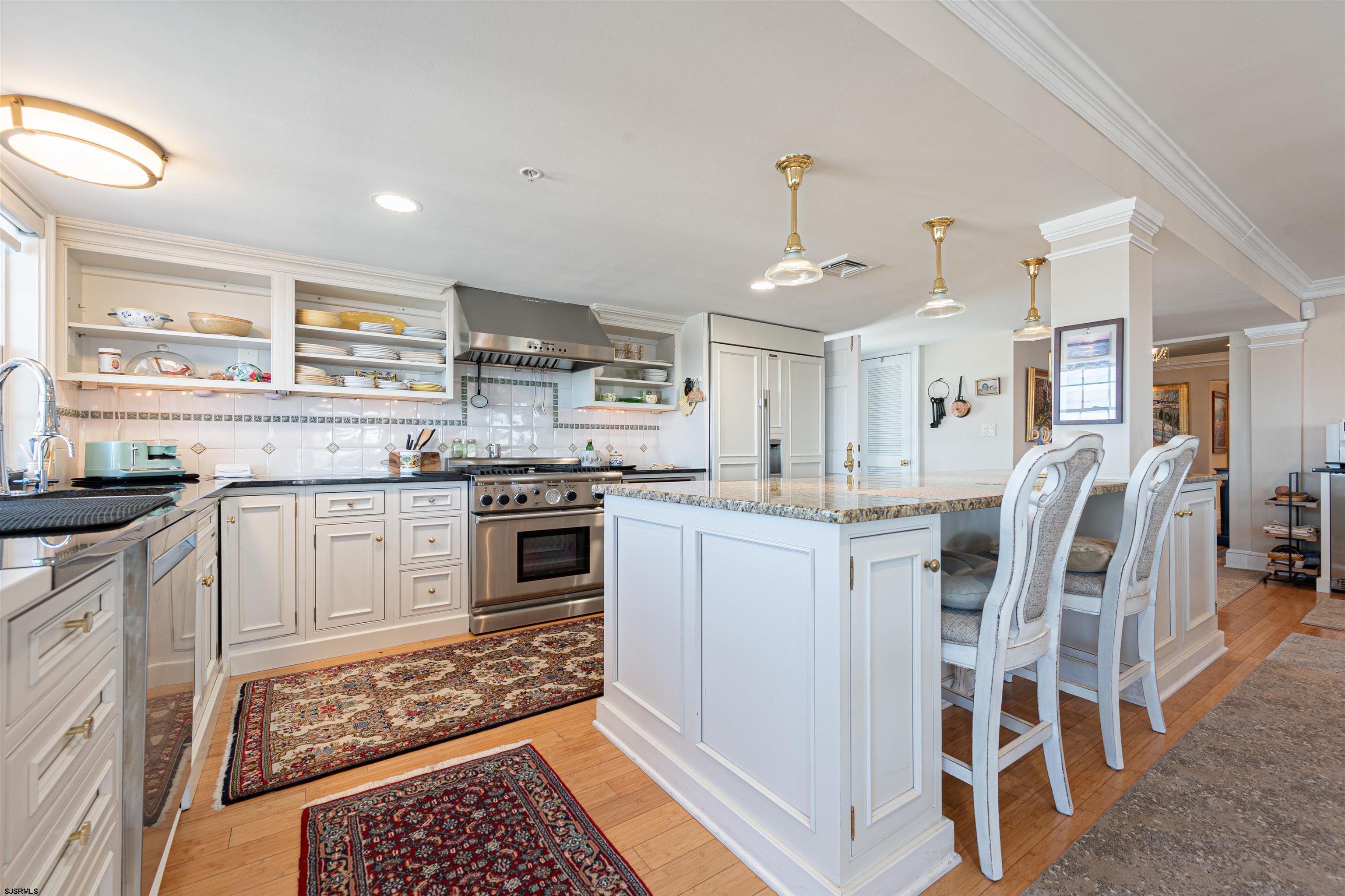 1 S 24th Ave Unit: 4A