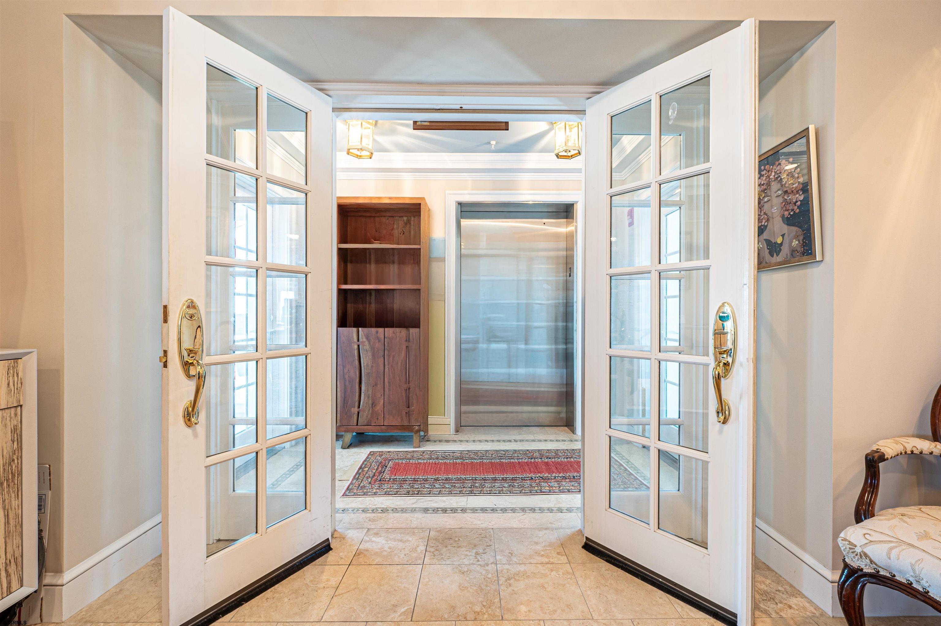 1 S 24th Ave Unit: 4A