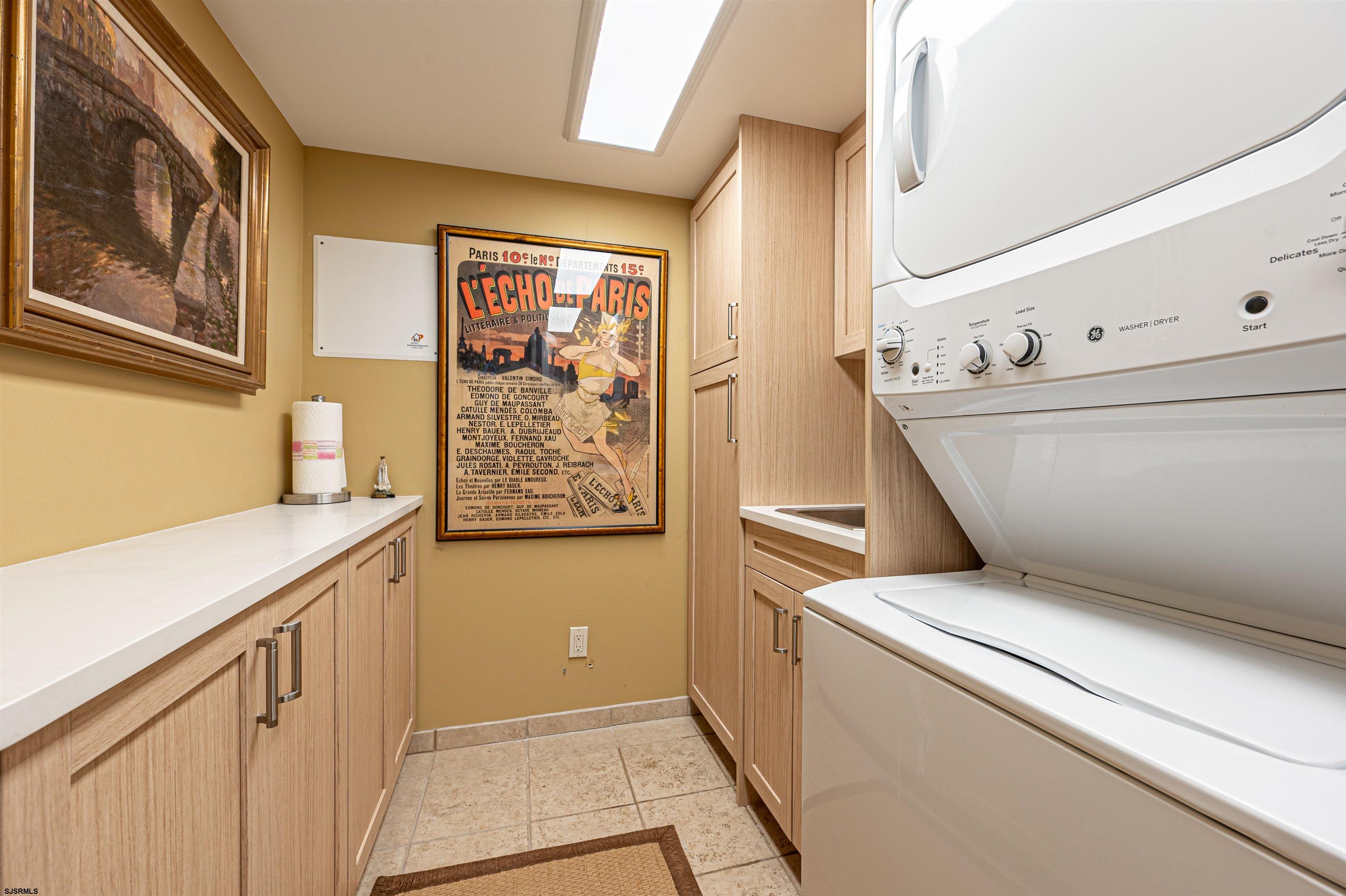 1 S 24th Ave Unit: 4A
