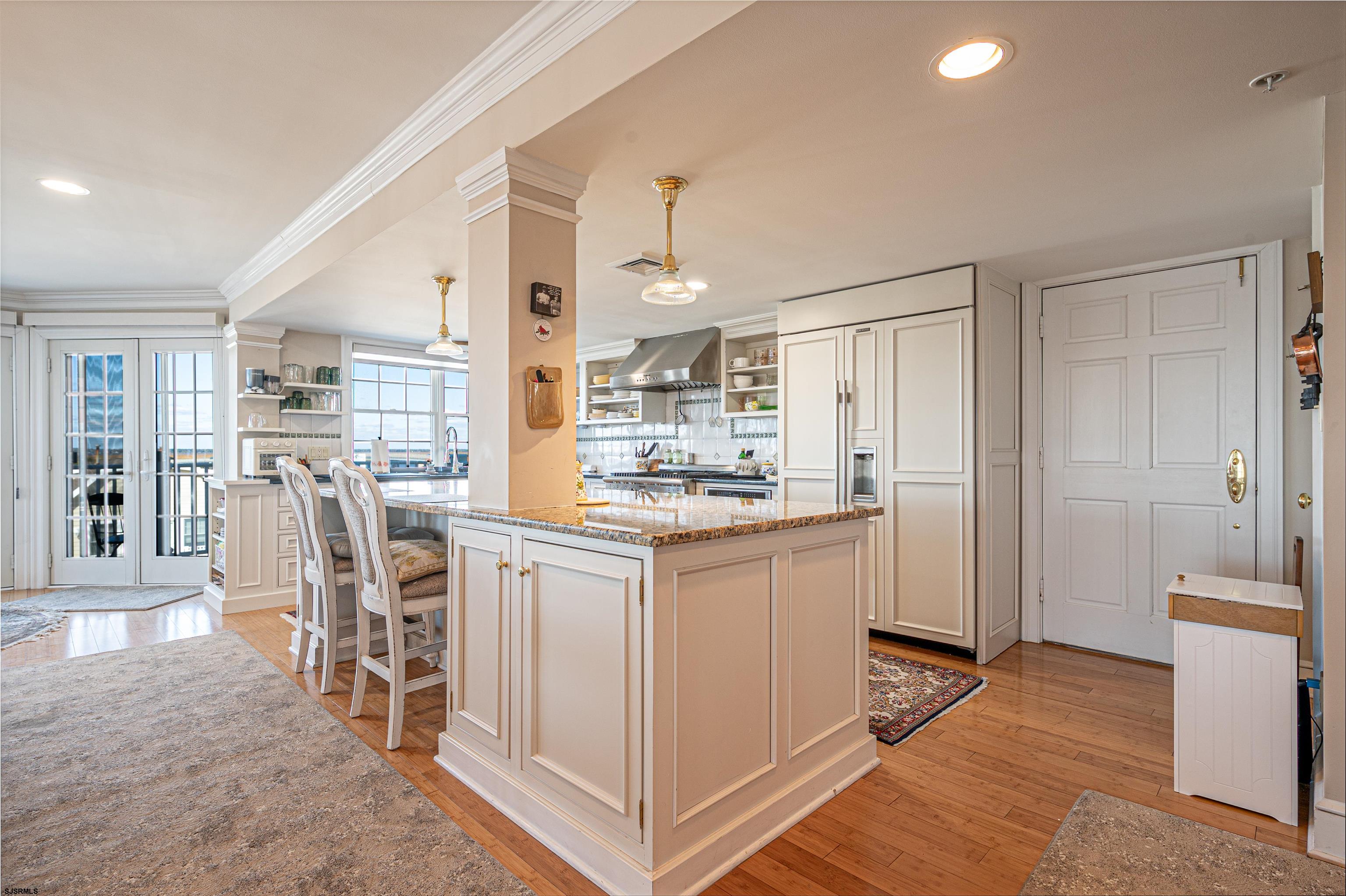 1 S 24th Ave Unit: 4A