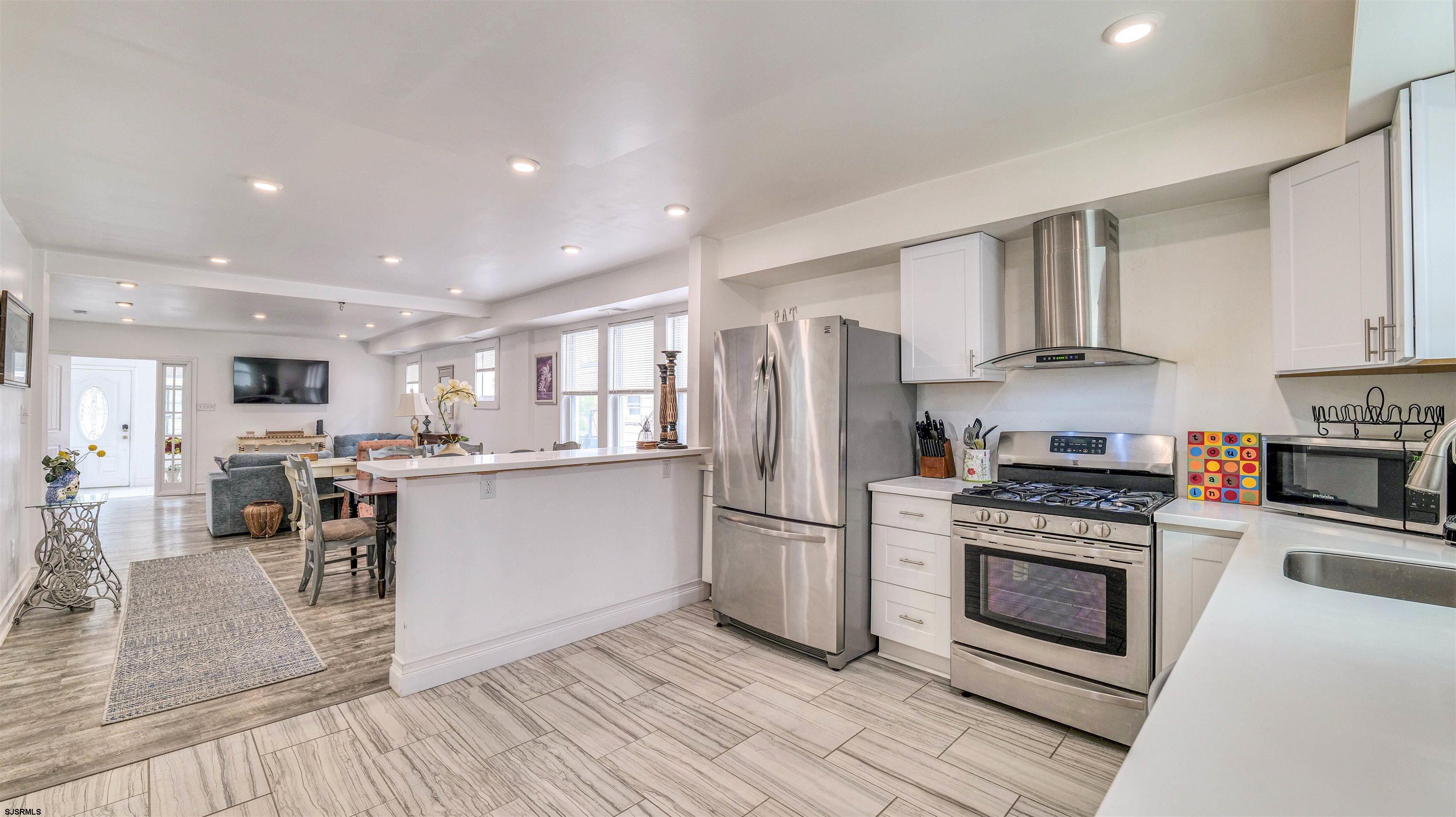 14 N Vassar Square