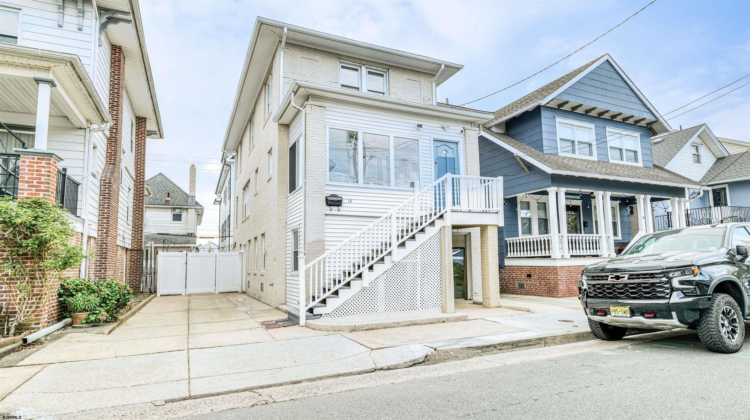 14 N Vassar Square