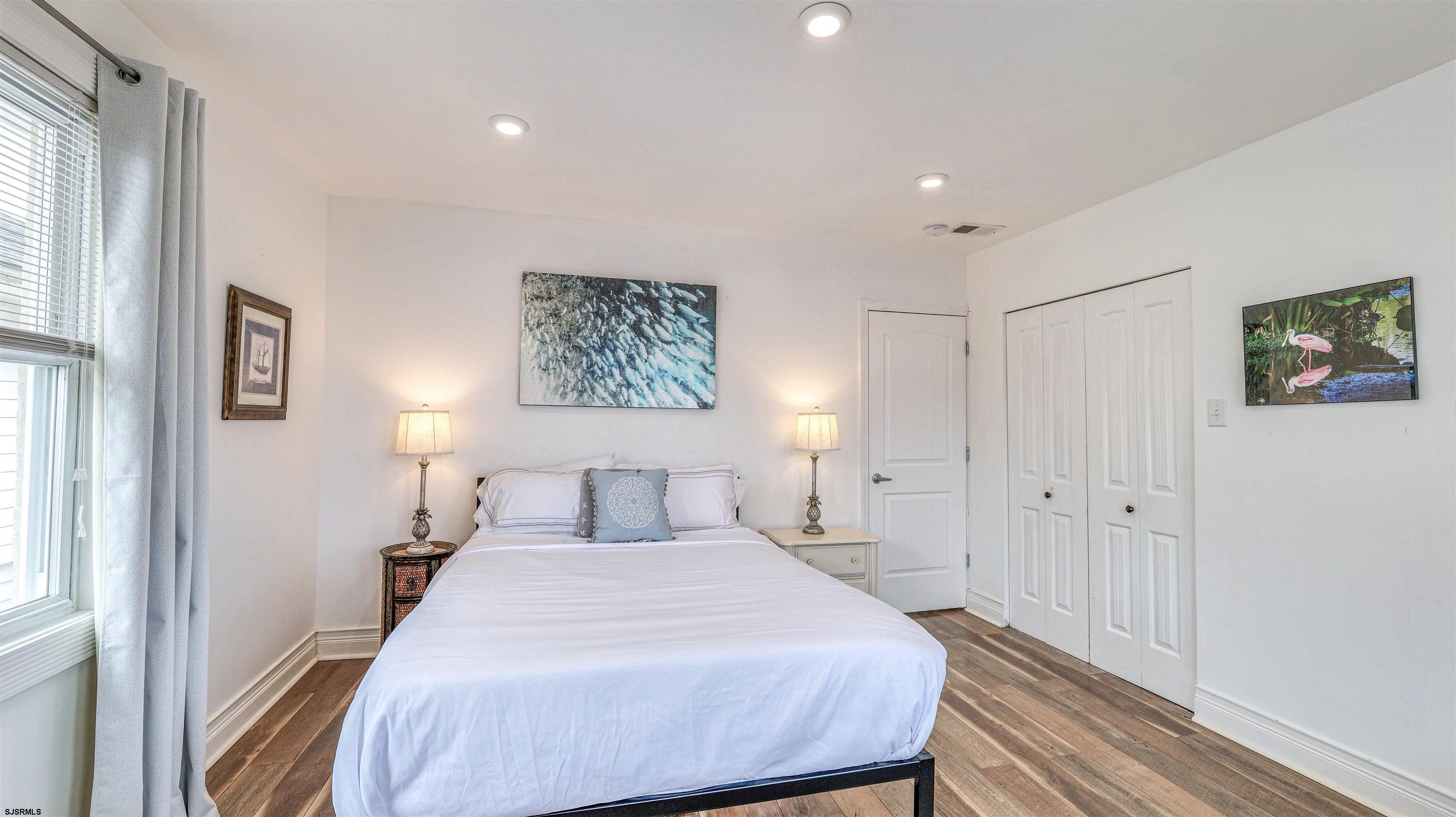 14 N Vassar Square
