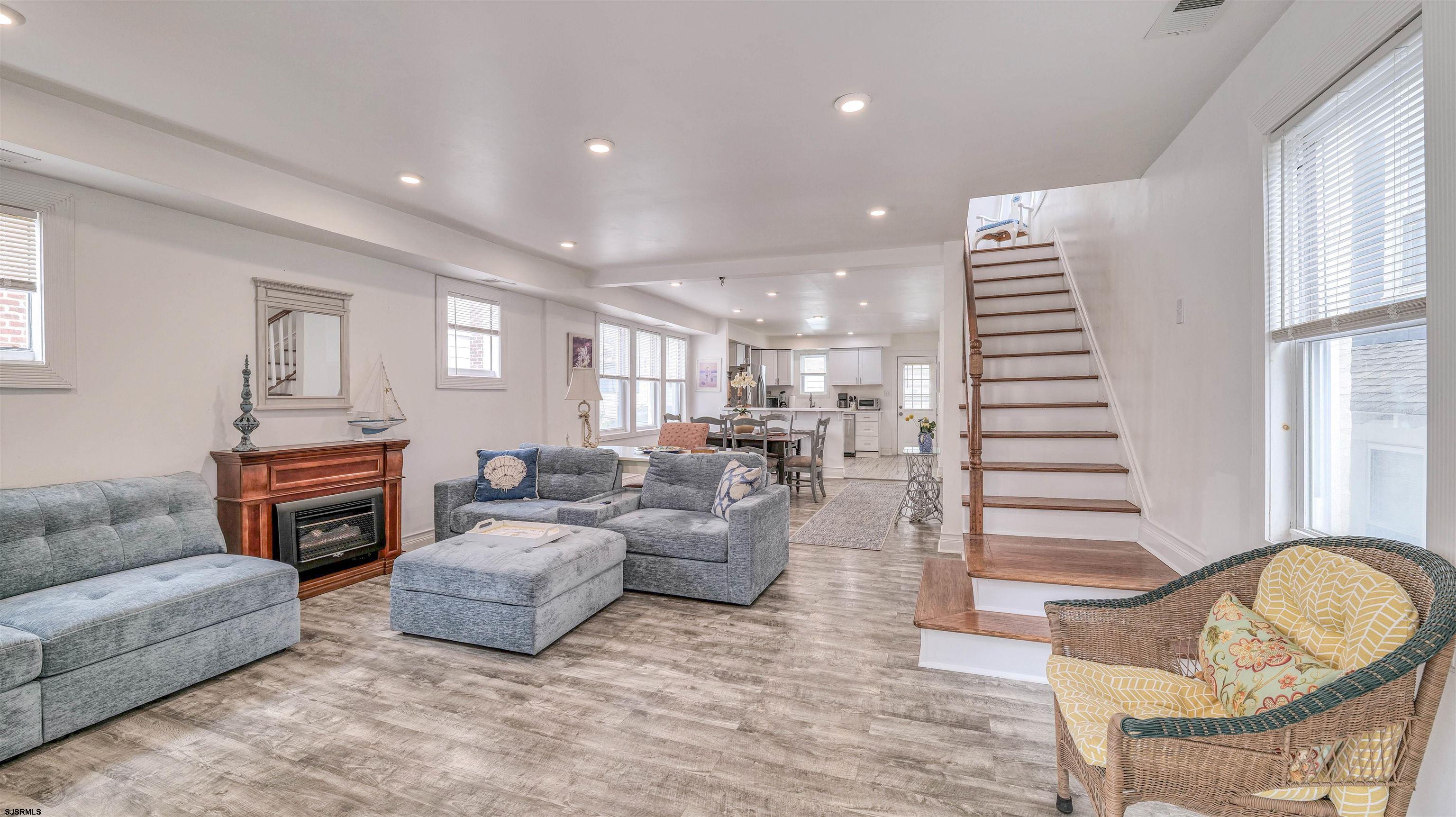 14 N Vassar Square