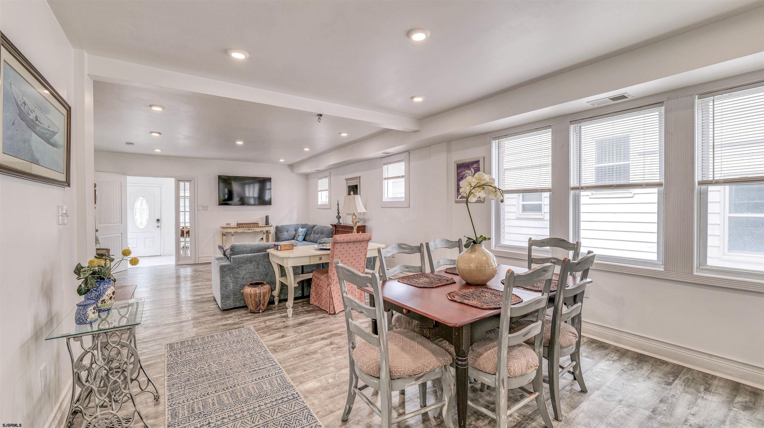 14 N Vassar Square