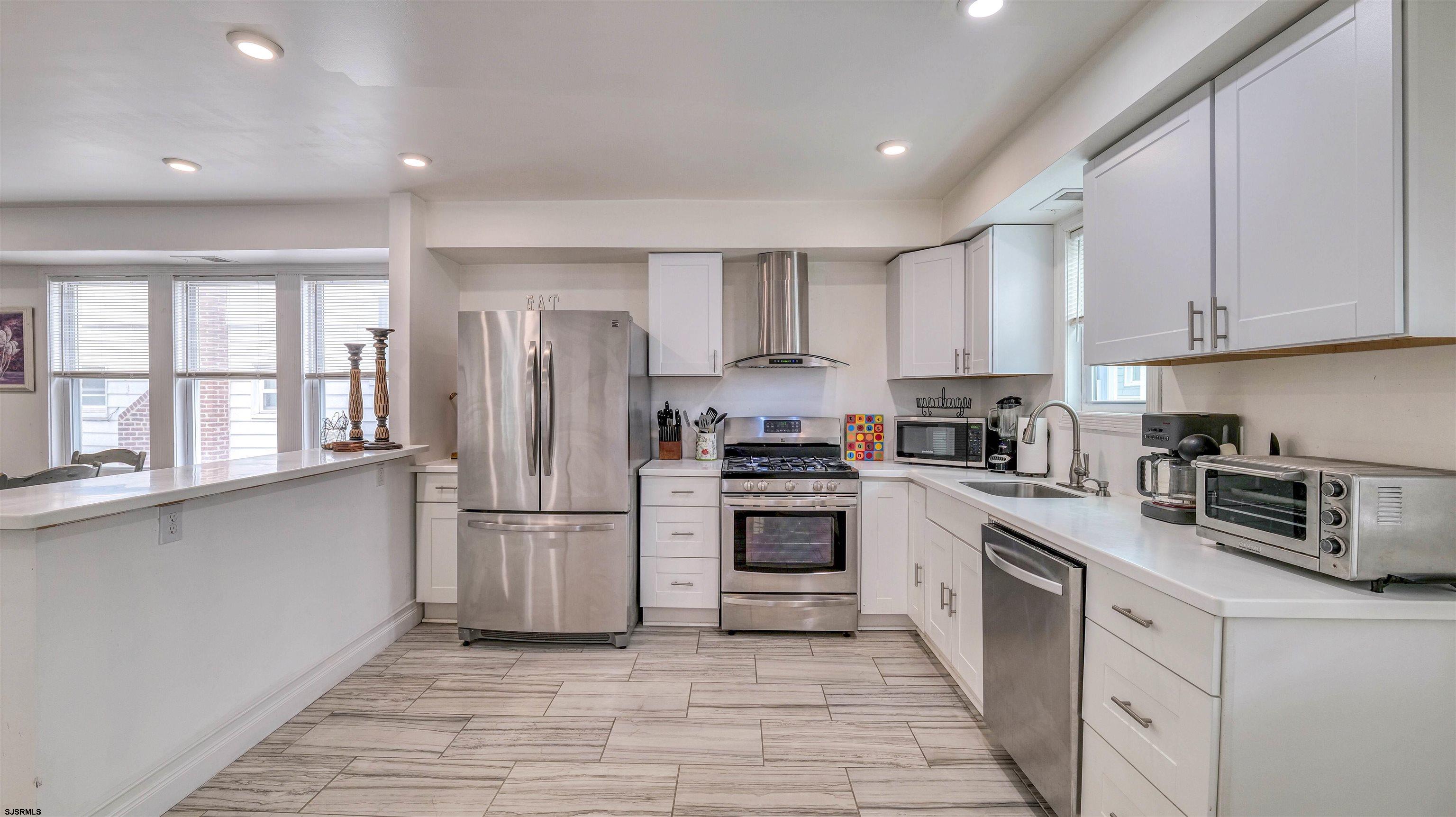14 N Vassar Square