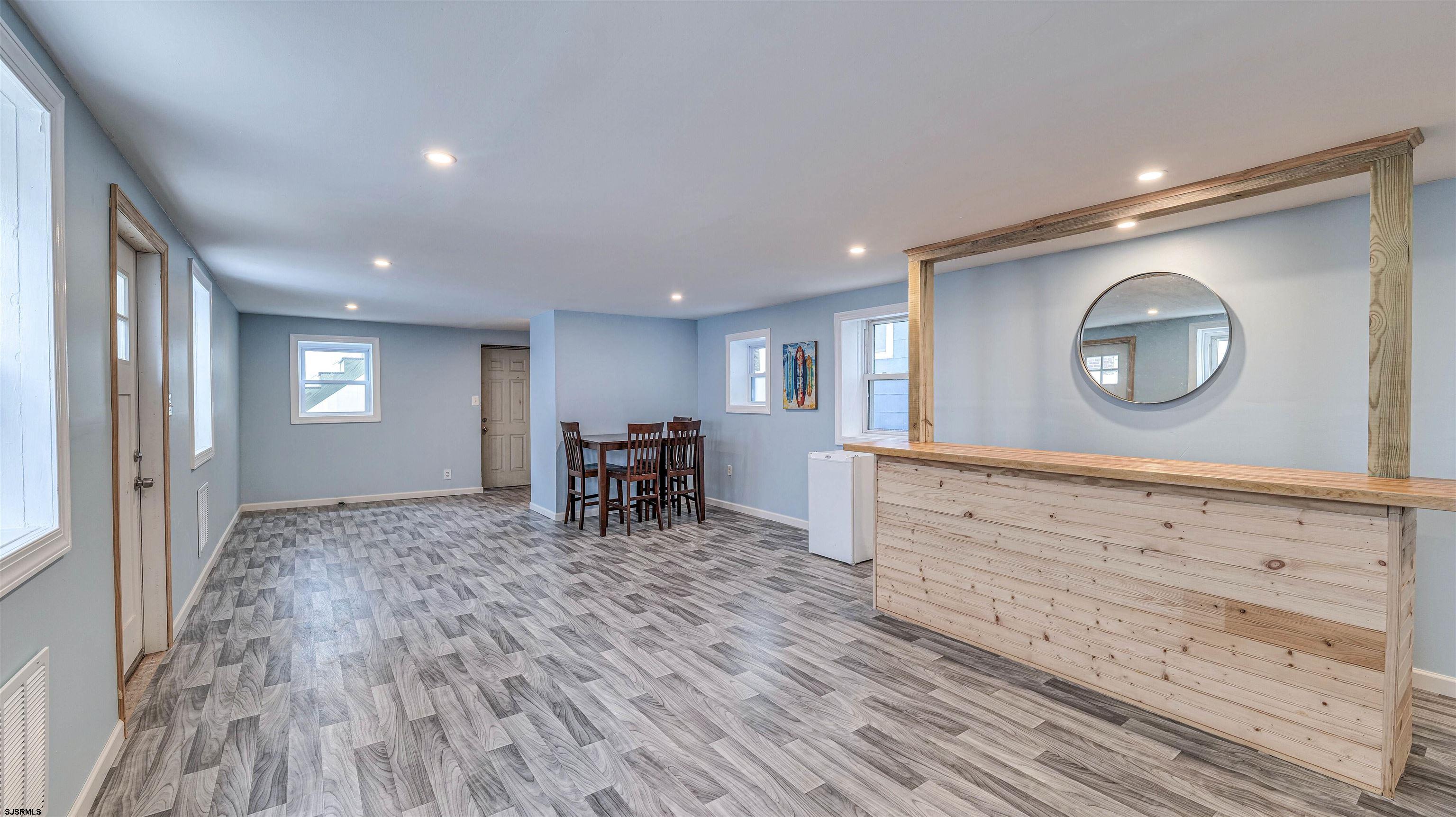 14 N Vassar Square