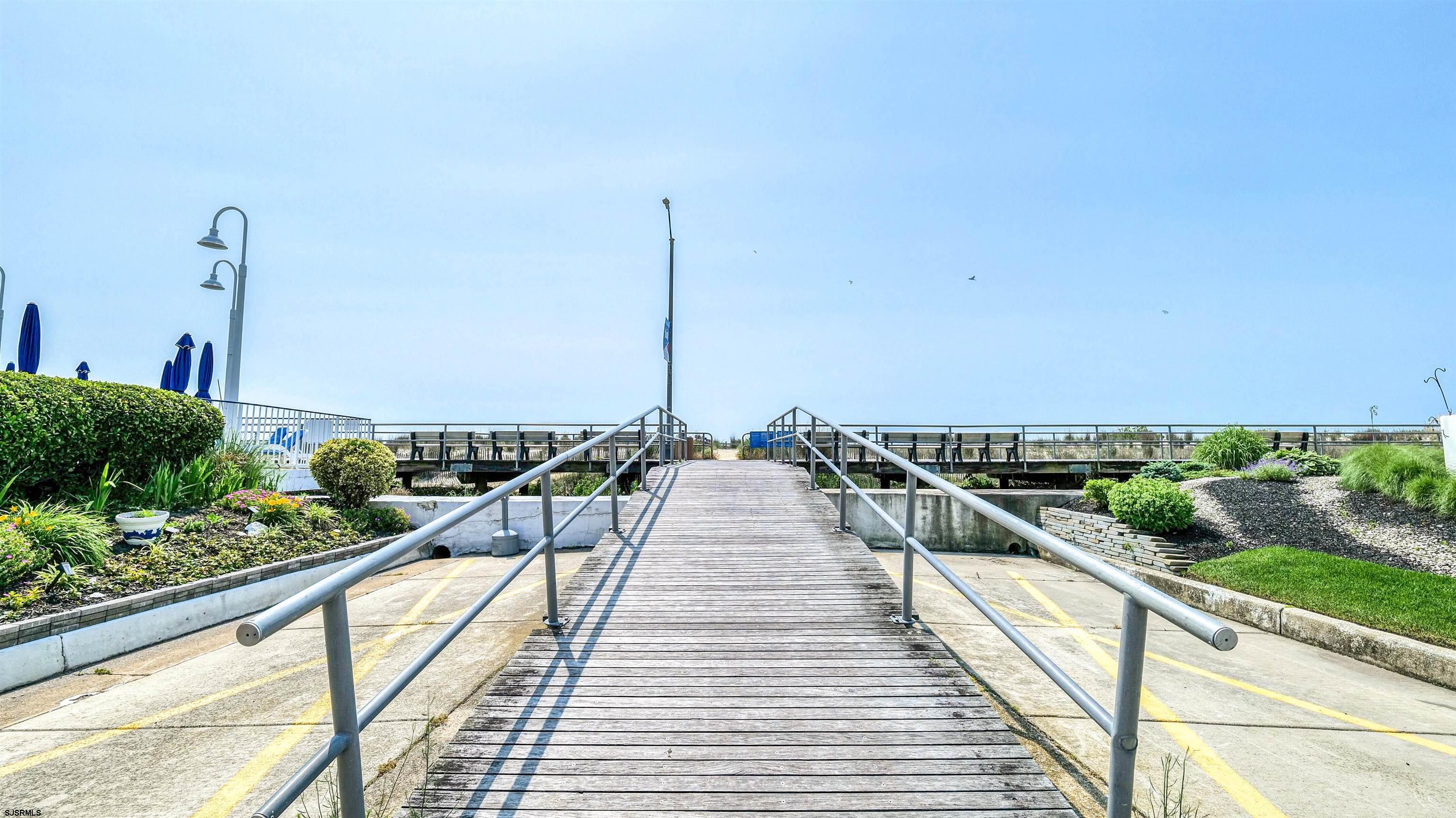 5800 Boardwalk