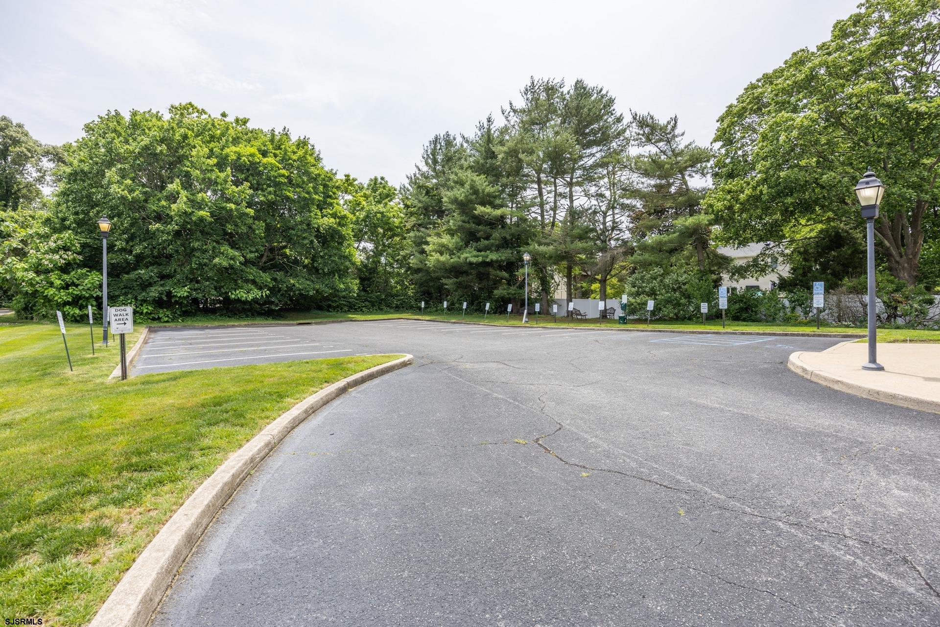 535 Maple Ave