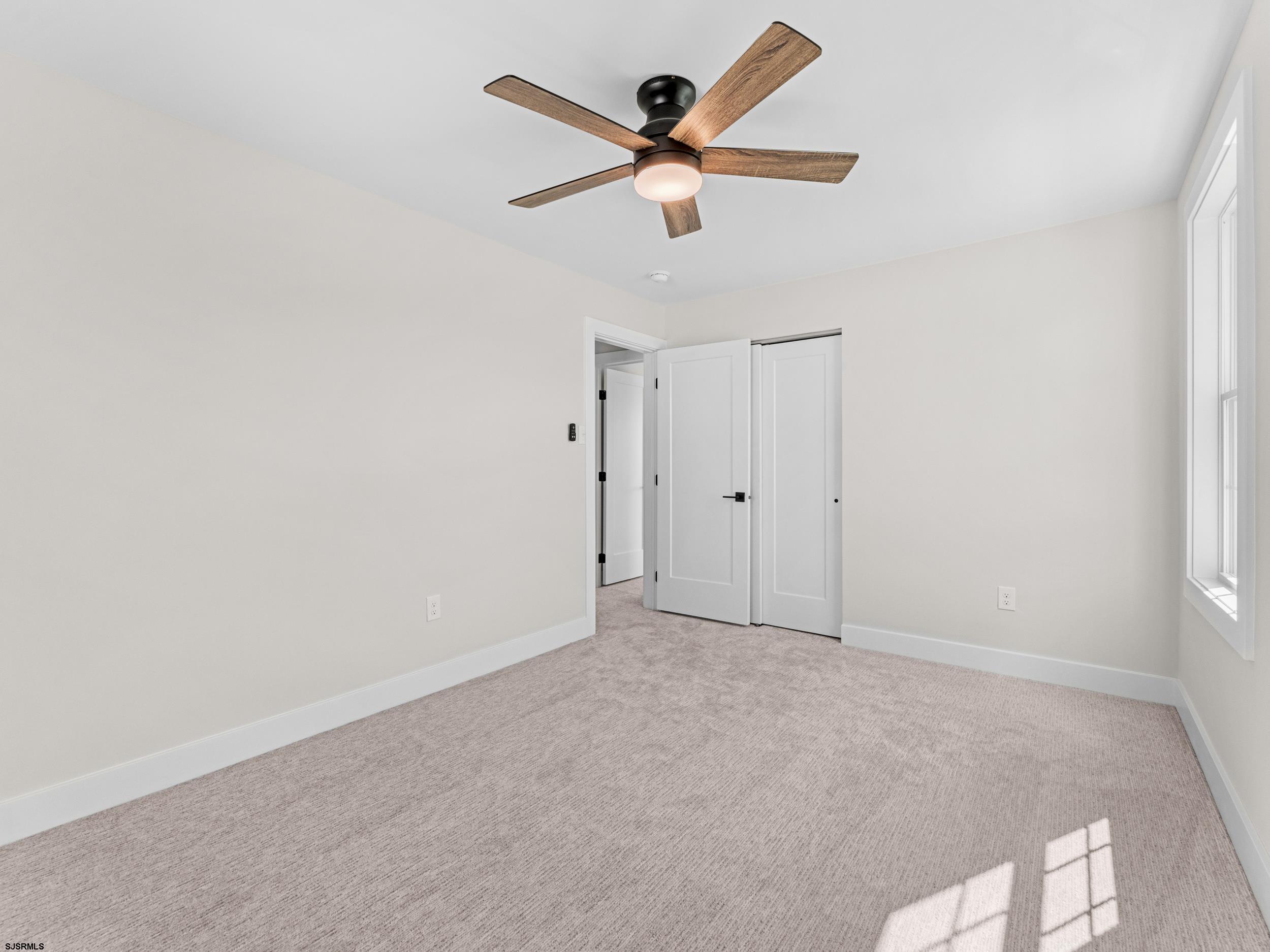 309 N Fredericksburg Ave