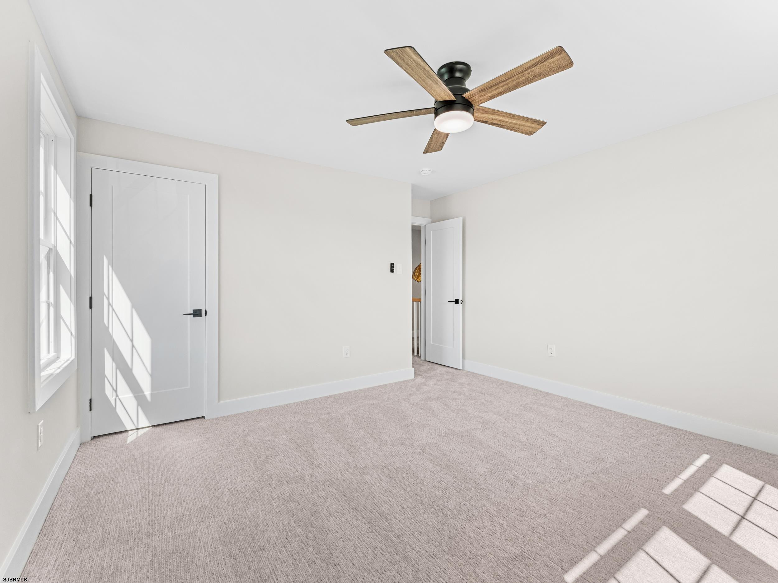 309 N Fredericksburg Ave