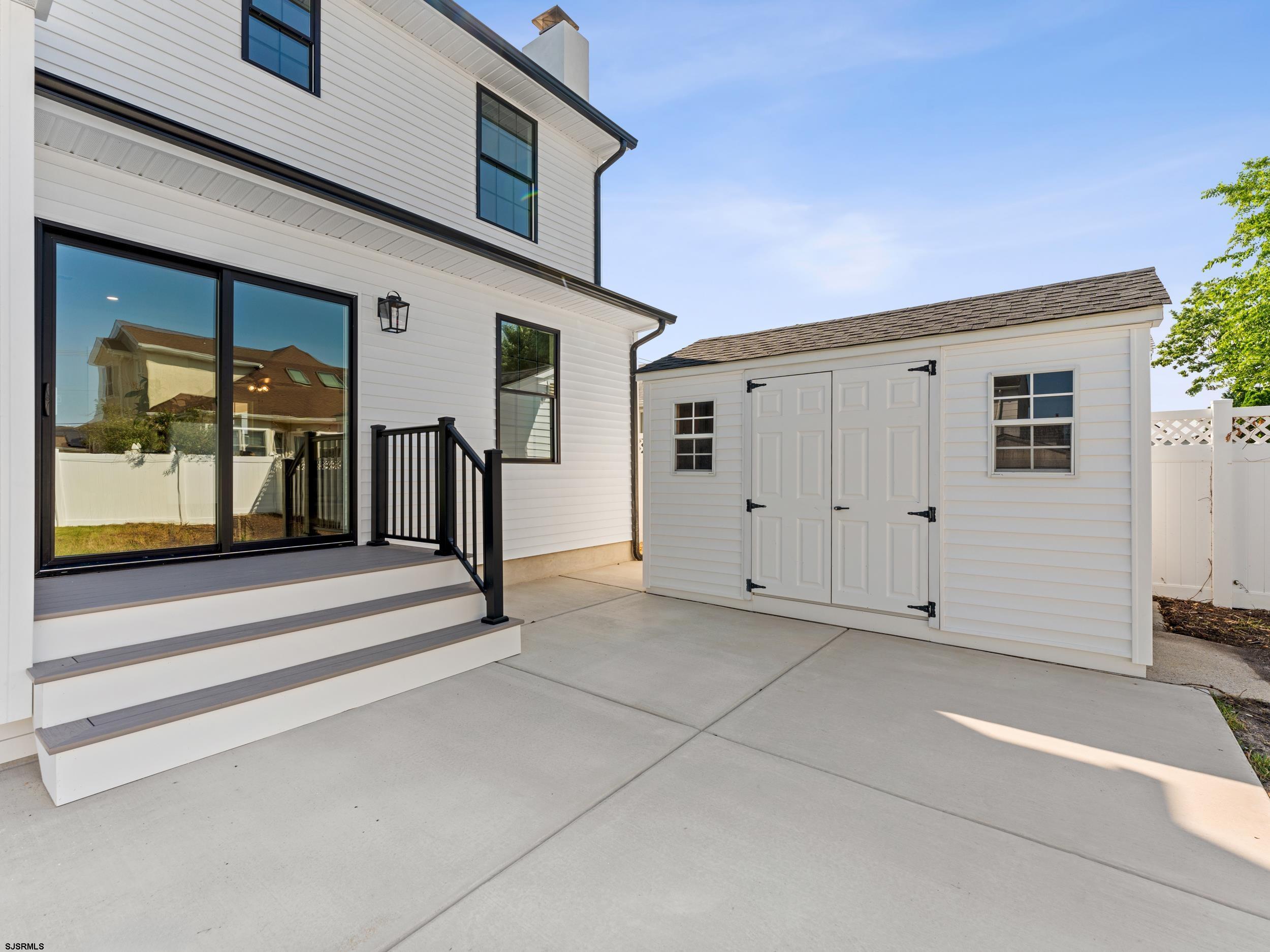 309 N Fredericksburg Ave