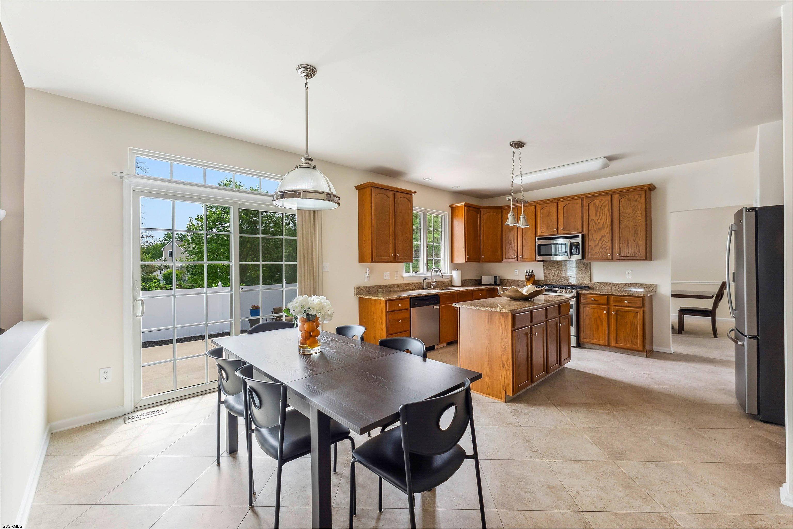 95 Knights Bridge Way
