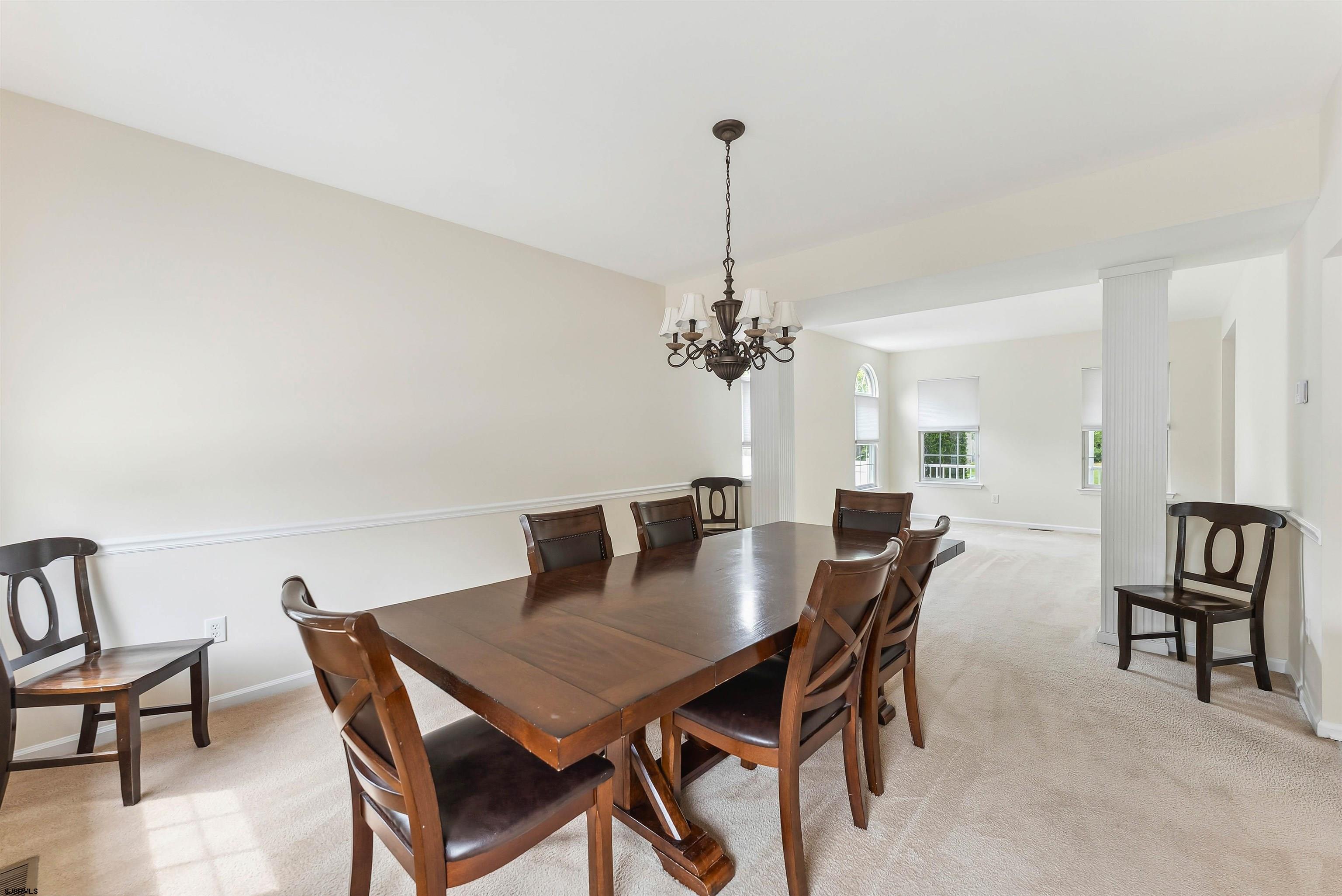 95 Knights Bridge Way