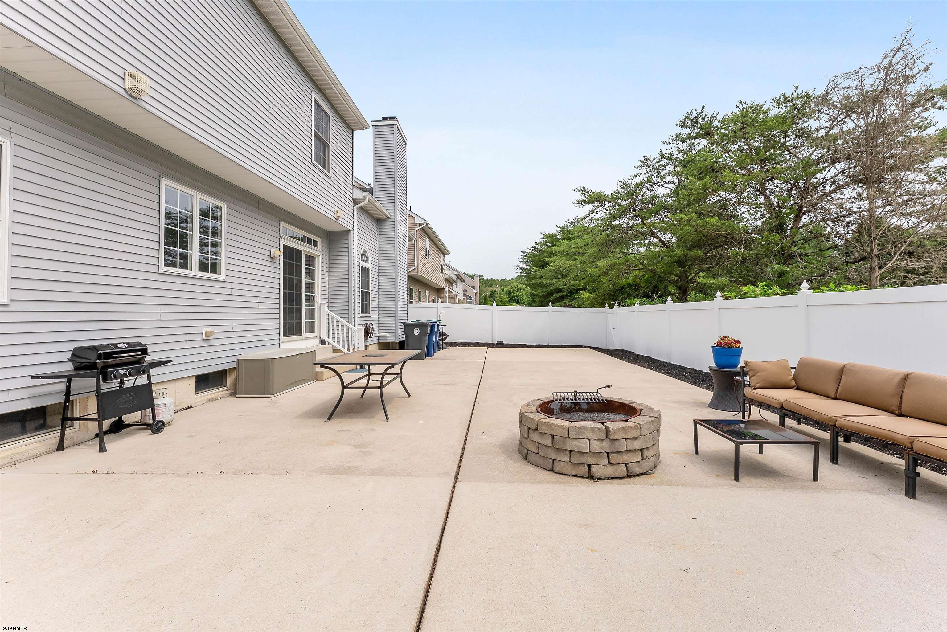 95 Knights Bridge Way