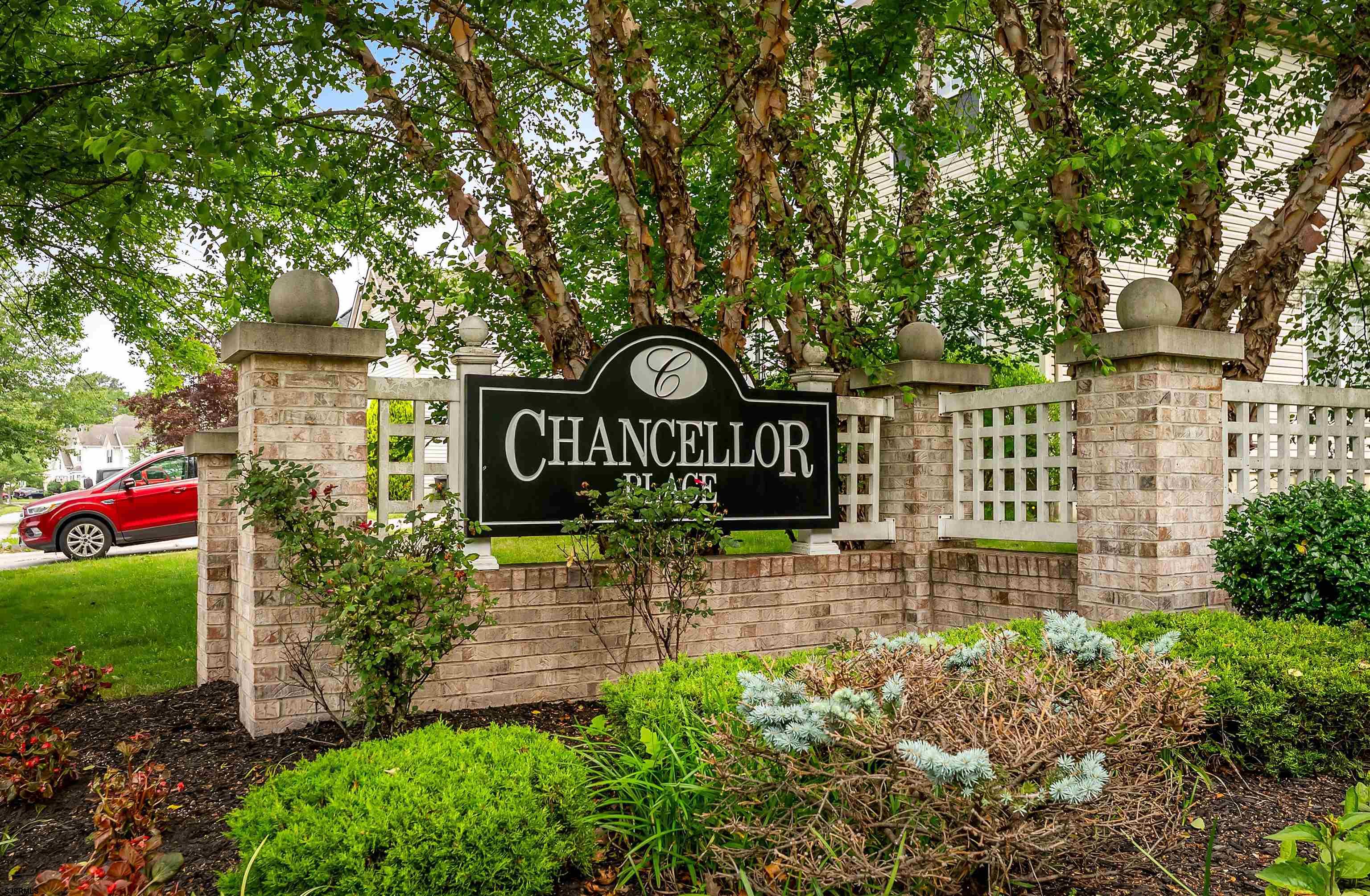 95 Knights Bridge Way