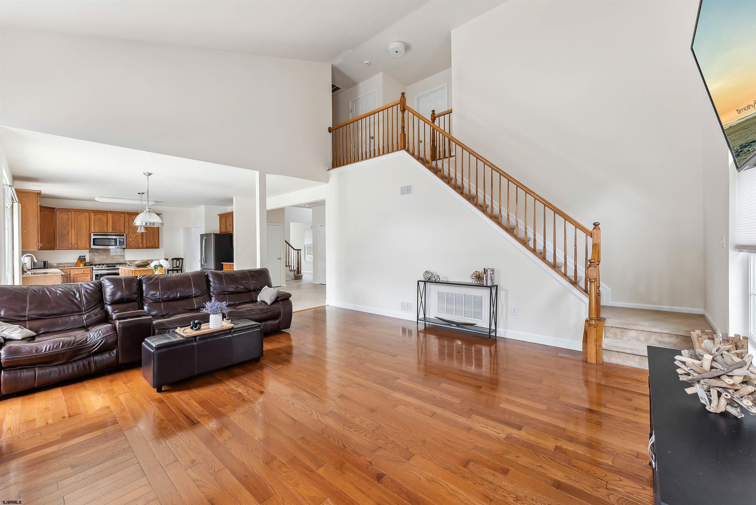 95 Knights Bridge Way