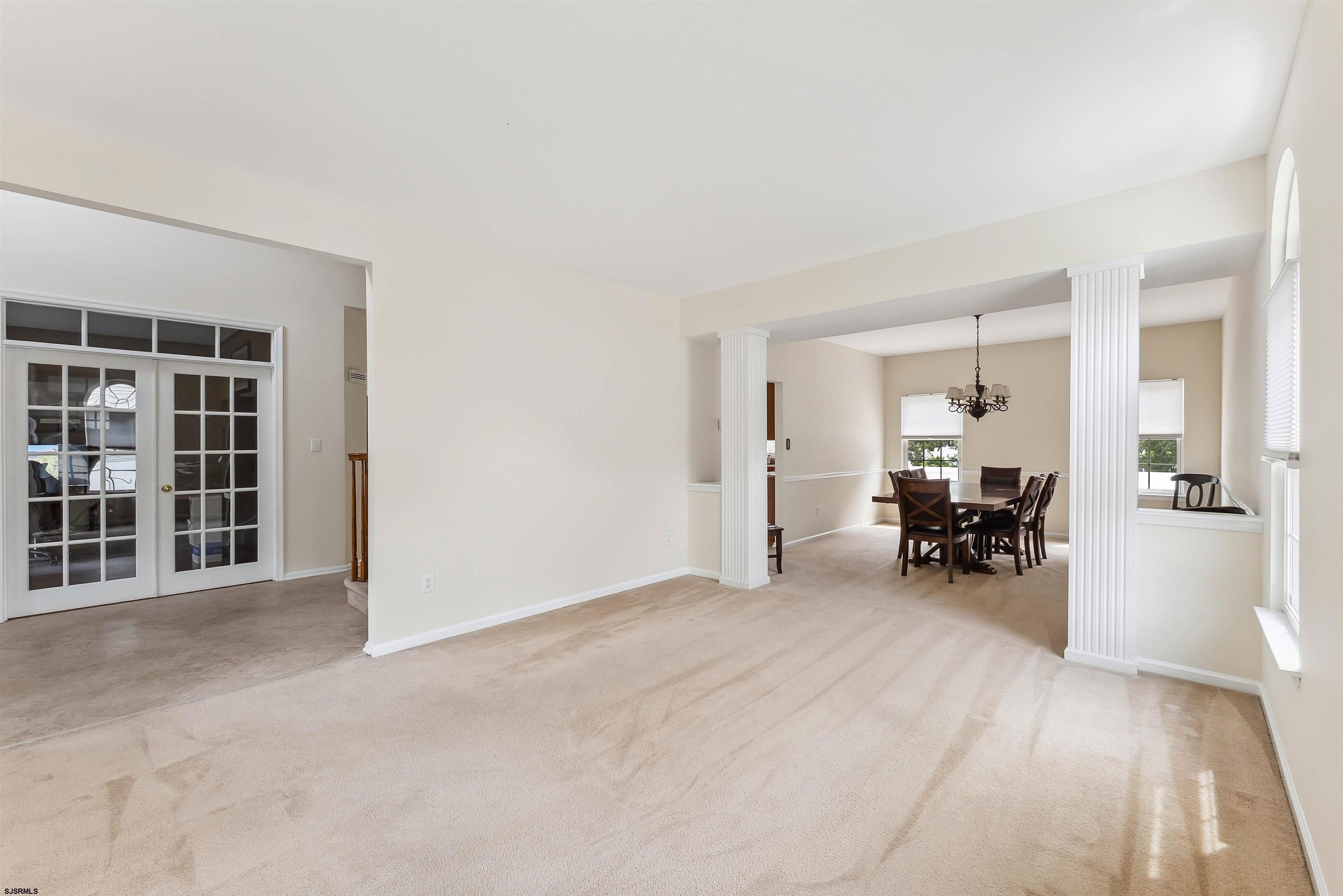 95 Knights Bridge Way