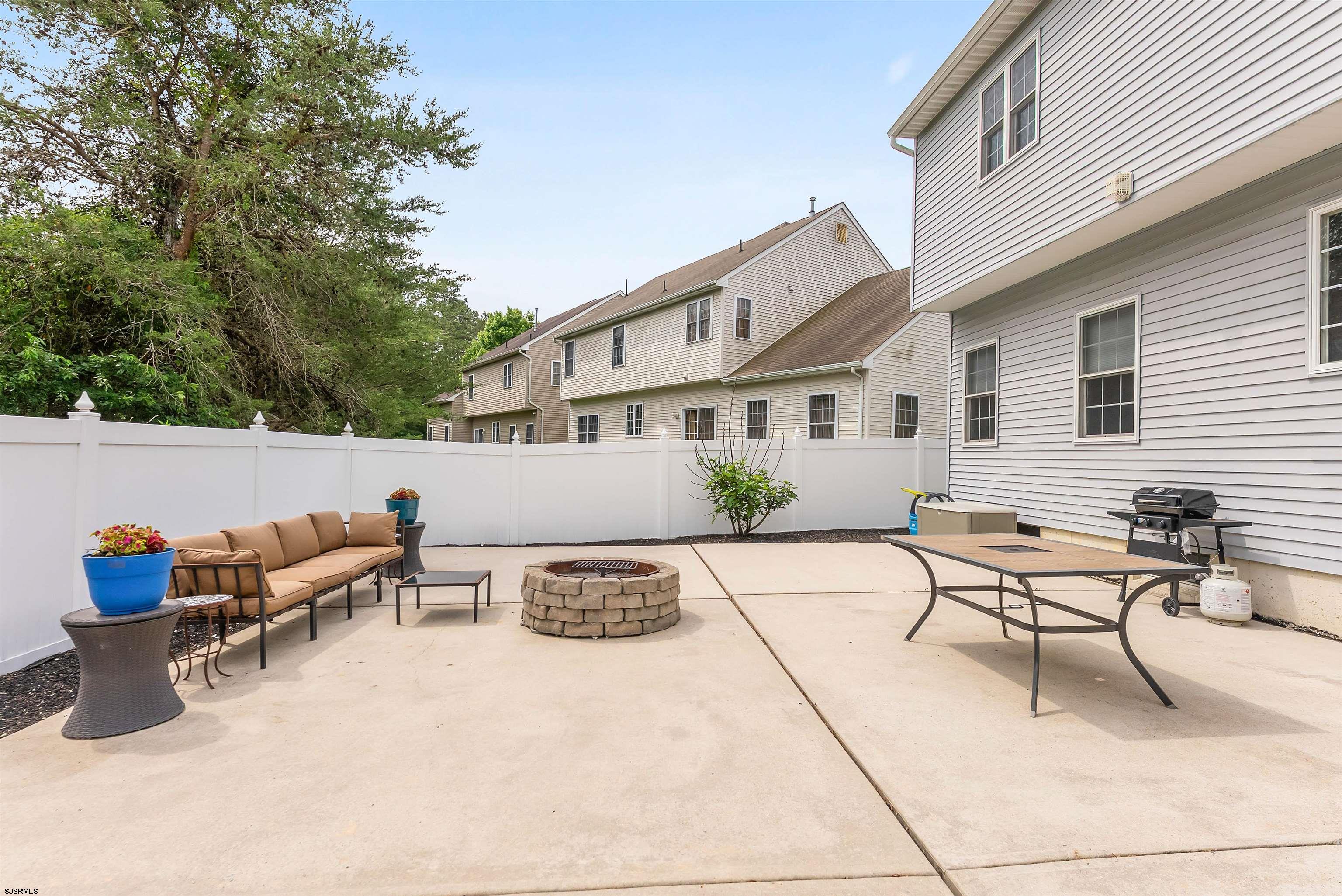 95 Knights Bridge Way