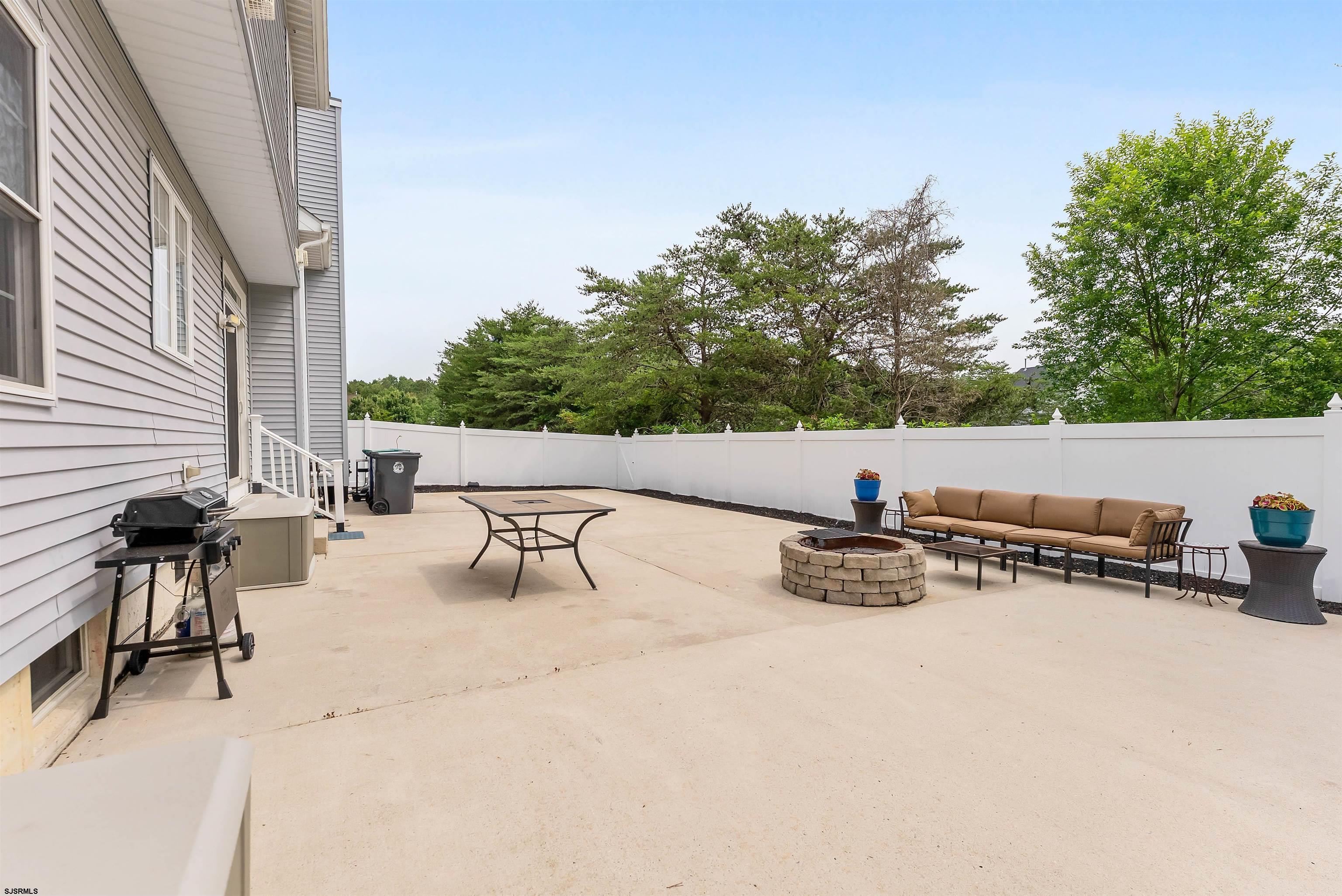 95 Knights Bridge Way