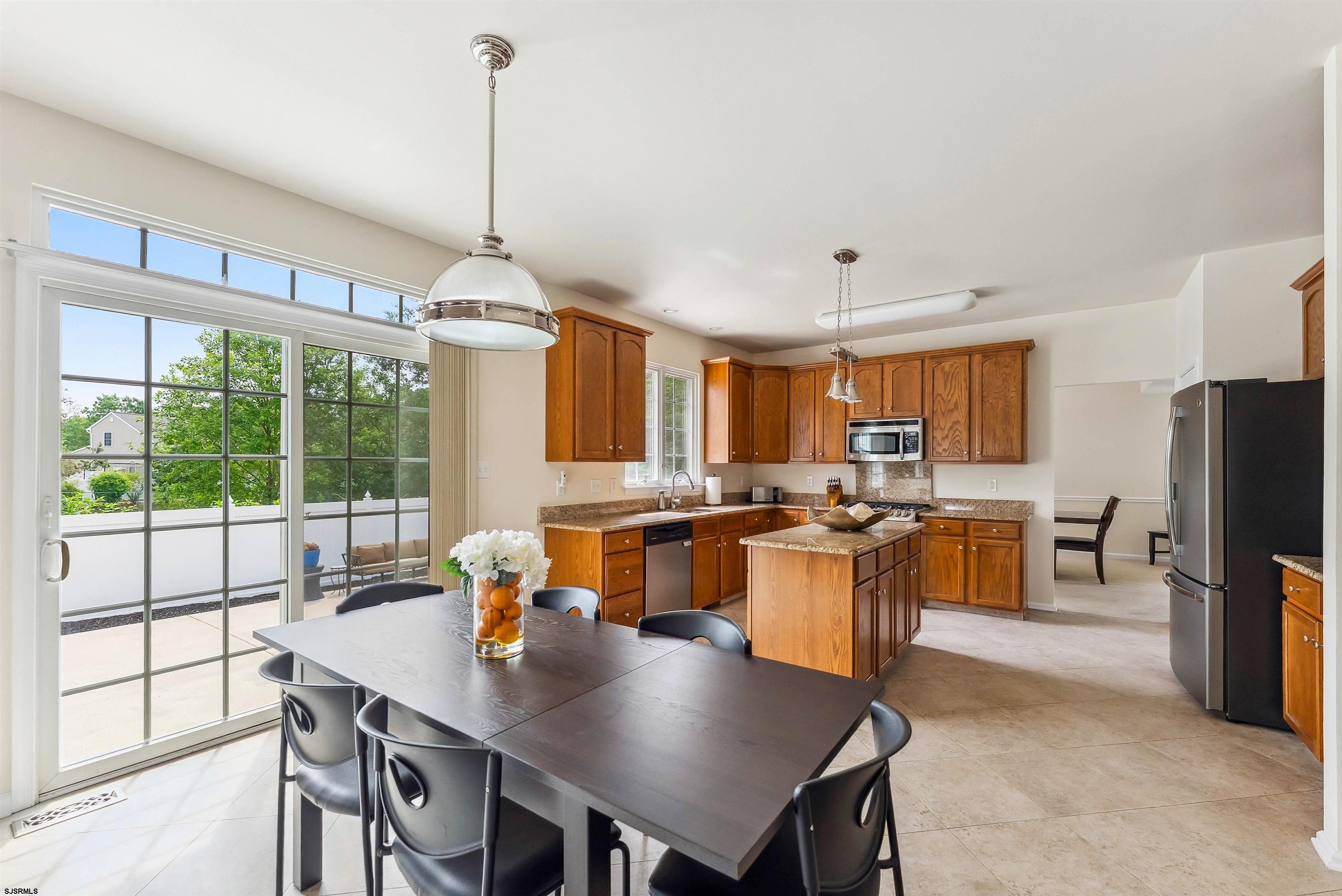 95 Knights Bridge Way