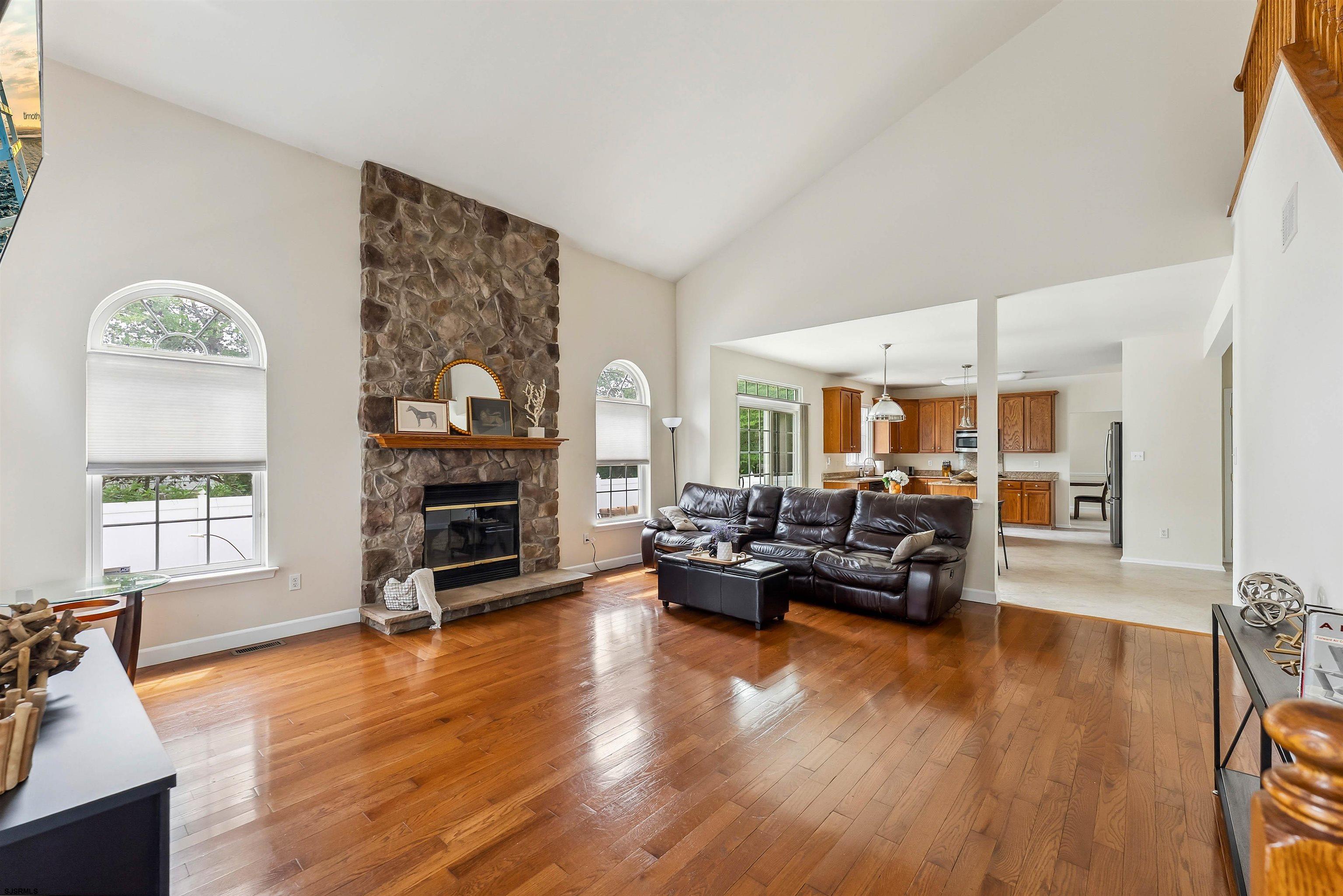 95 Knights Bridge Way