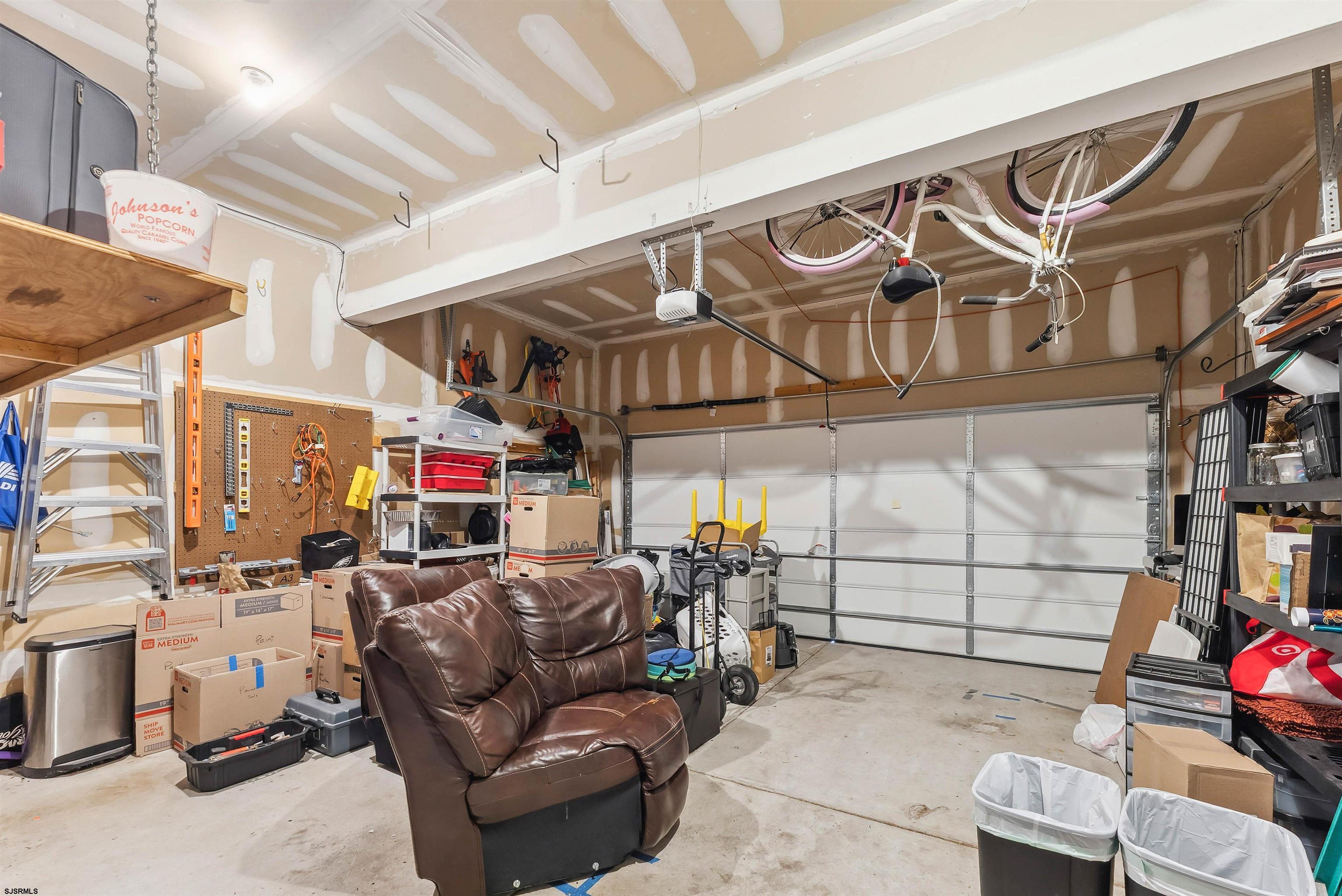 95 Knights Bridge Way