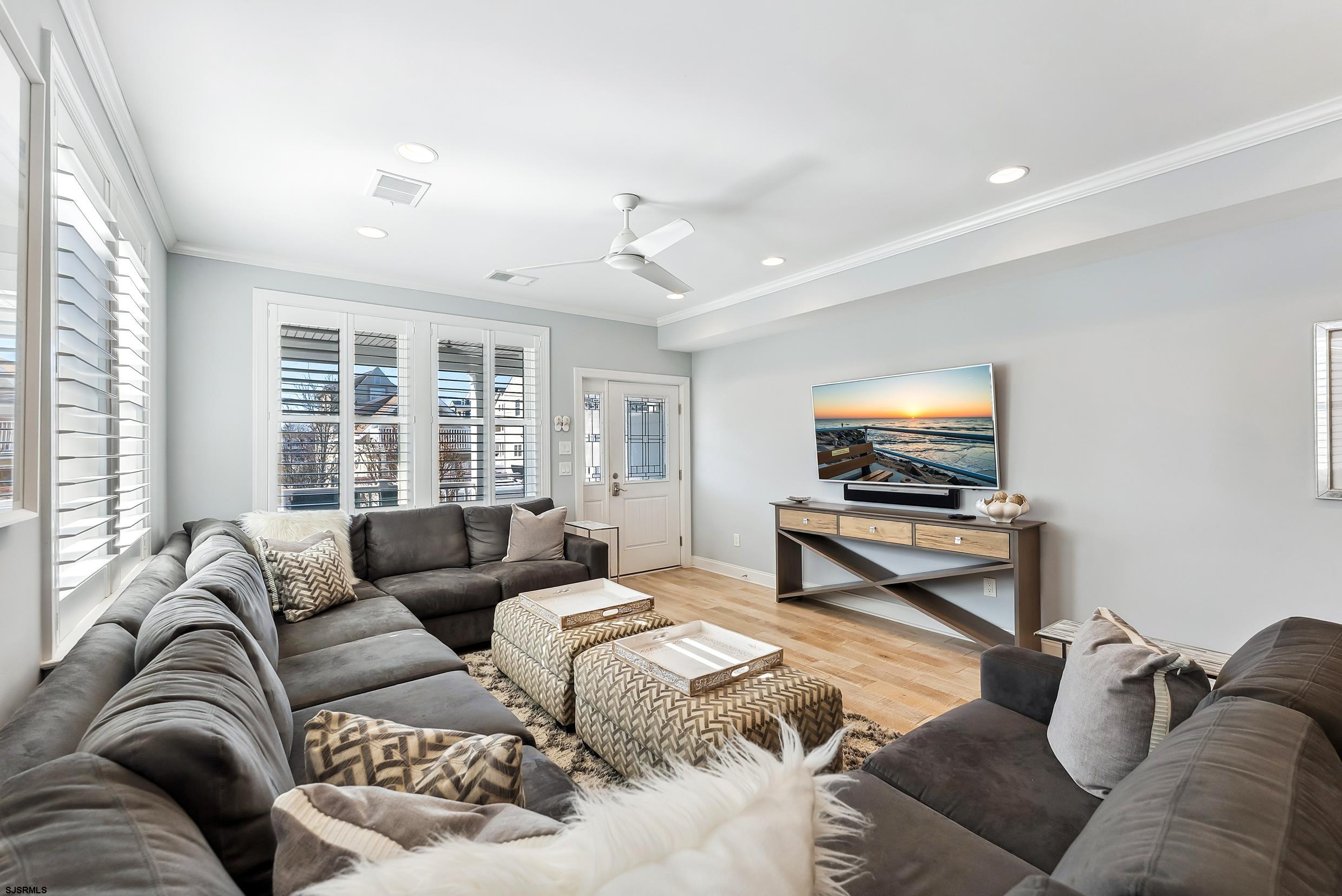 19 N Adams Ave Unit: B