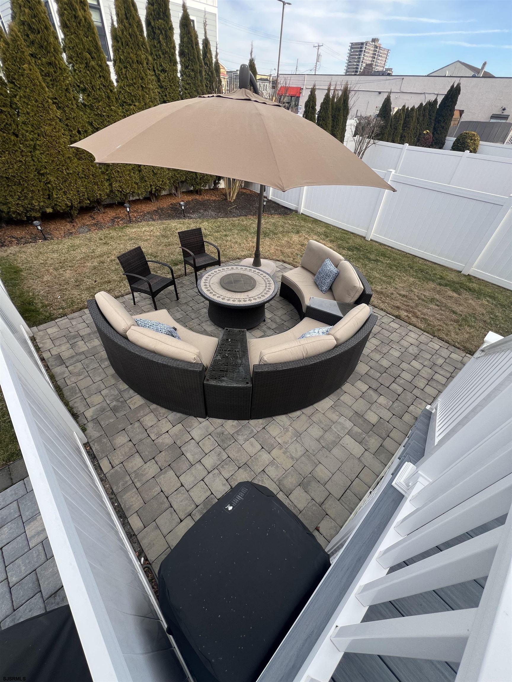19 N Adams Ave Unit: B