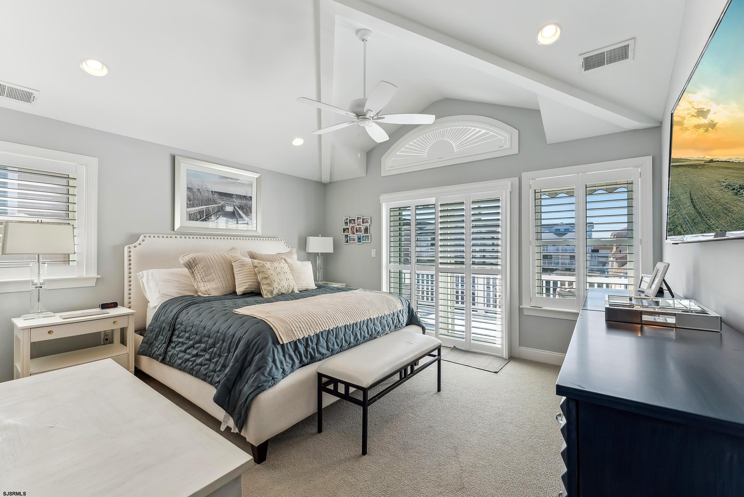 19 N Adams Ave Unit: B
