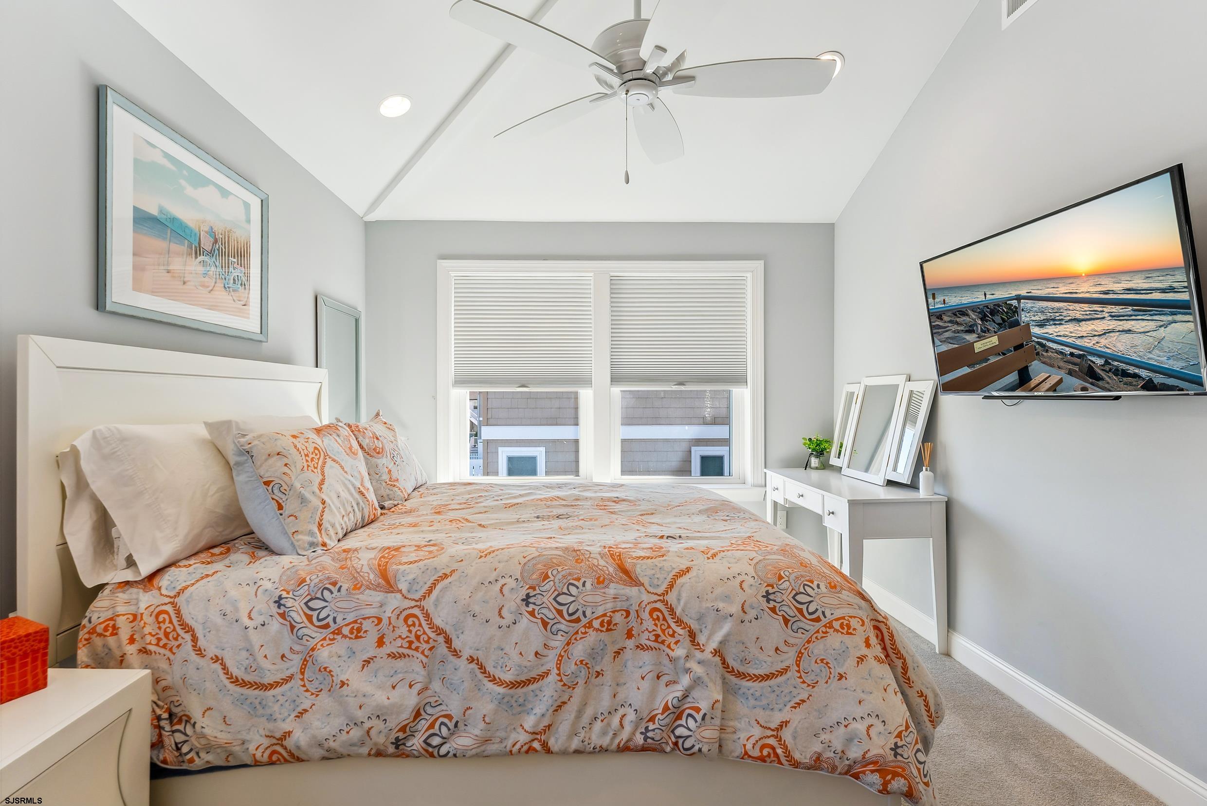 19 N Adams Ave Unit: B