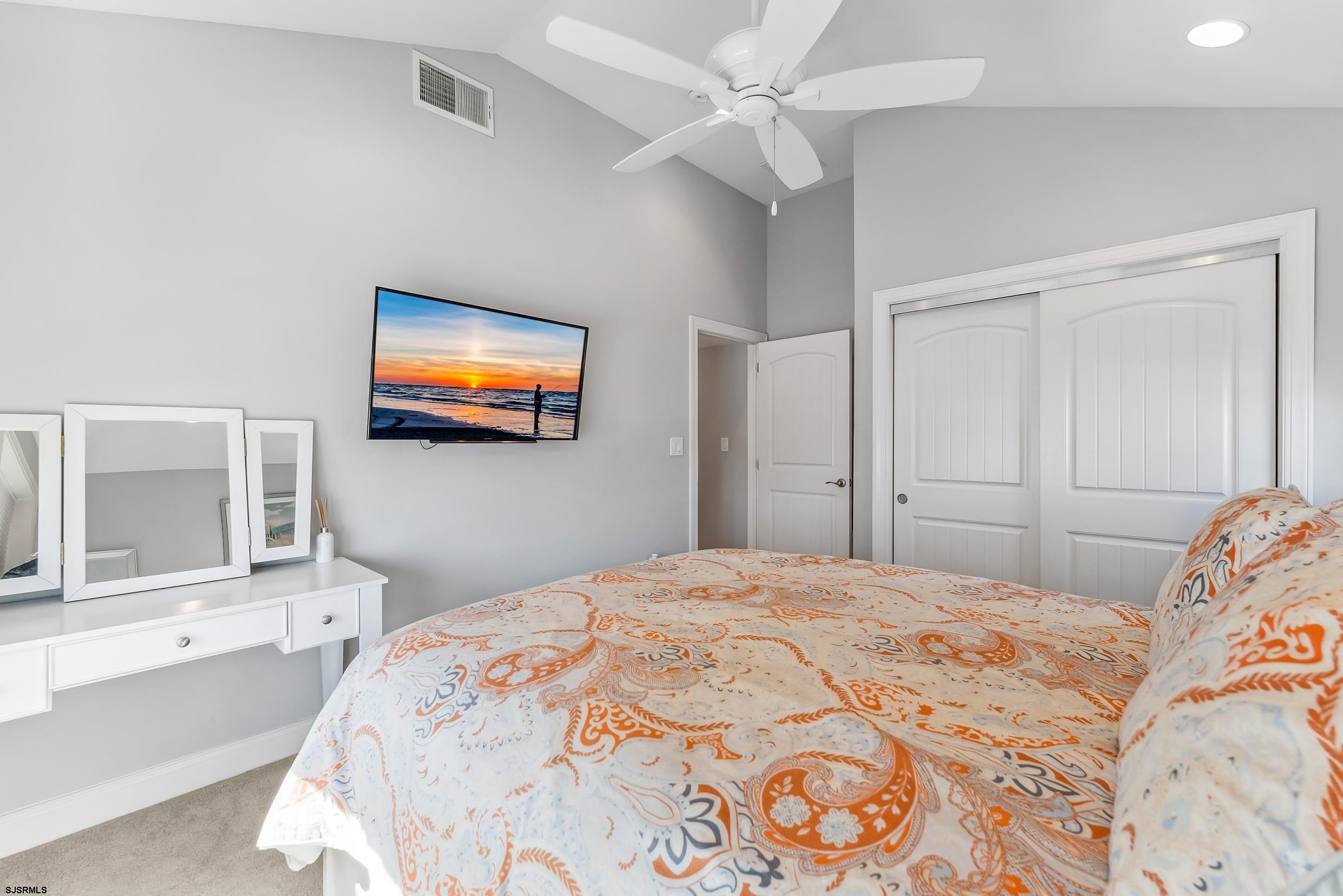 19 N Adams Ave Unit: B