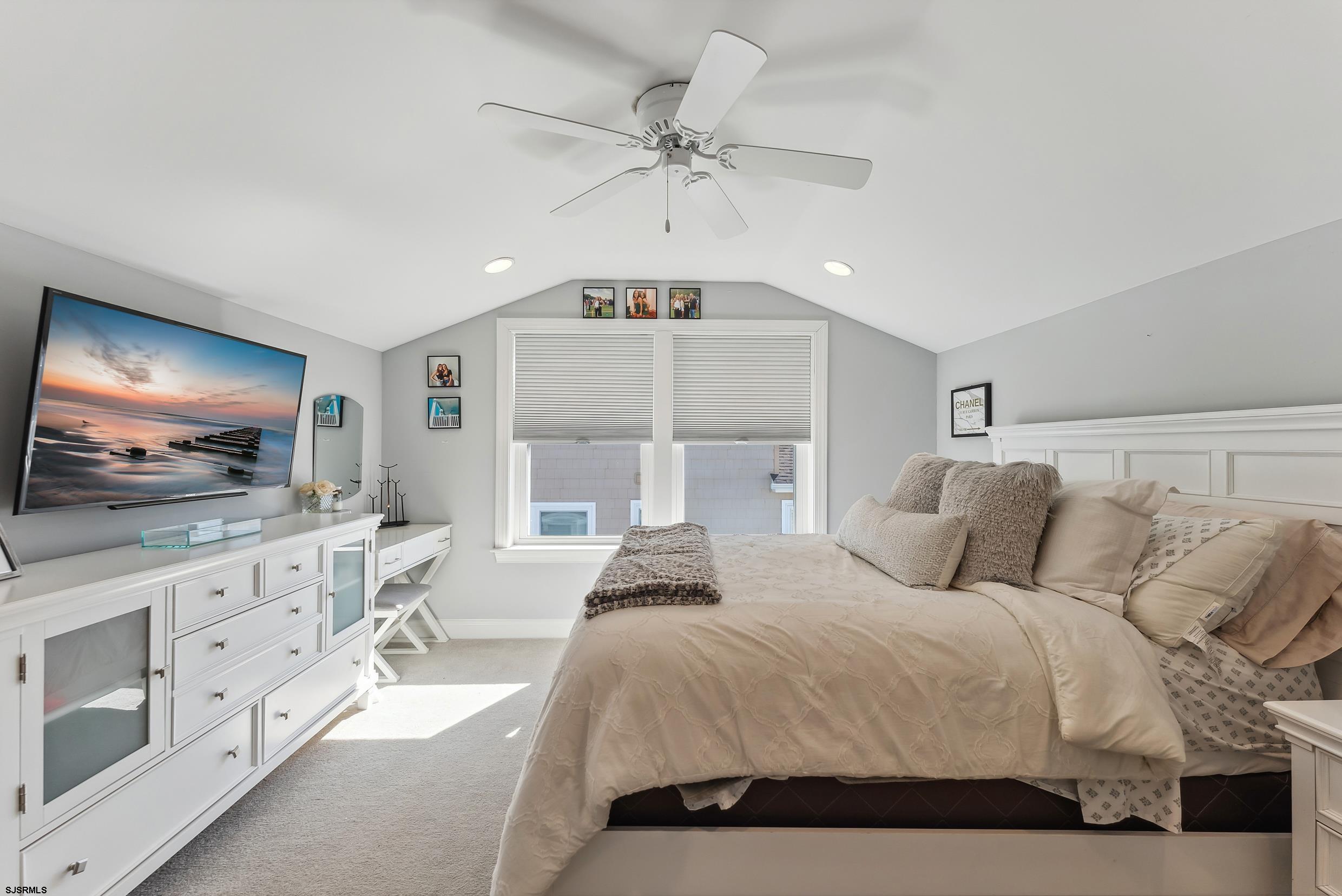 19 N Adams Ave Unit: B