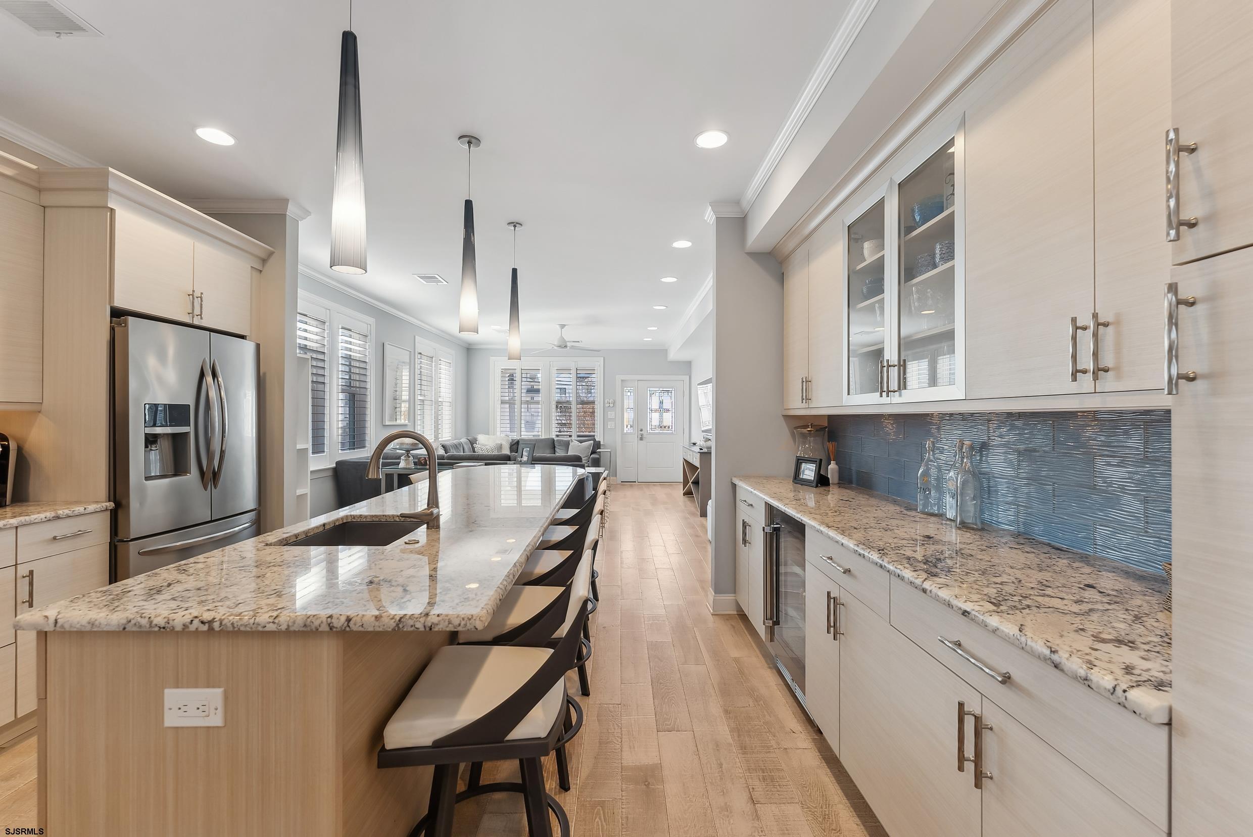 19 N Adams Ave Unit: B